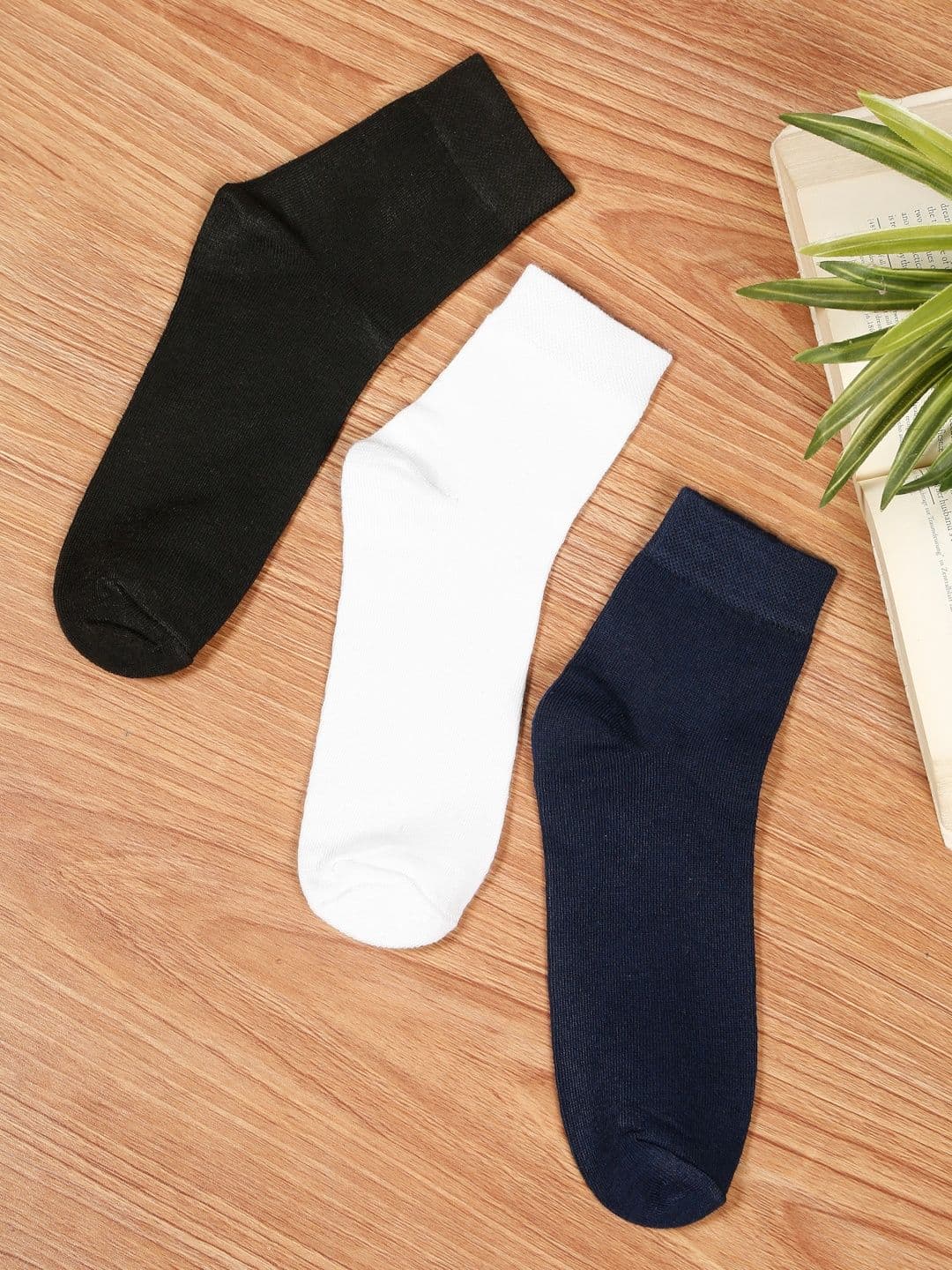 Teakwood Leathers Men Pack Of 3 Pure Cotton Above Ankle Length Socks - view 1