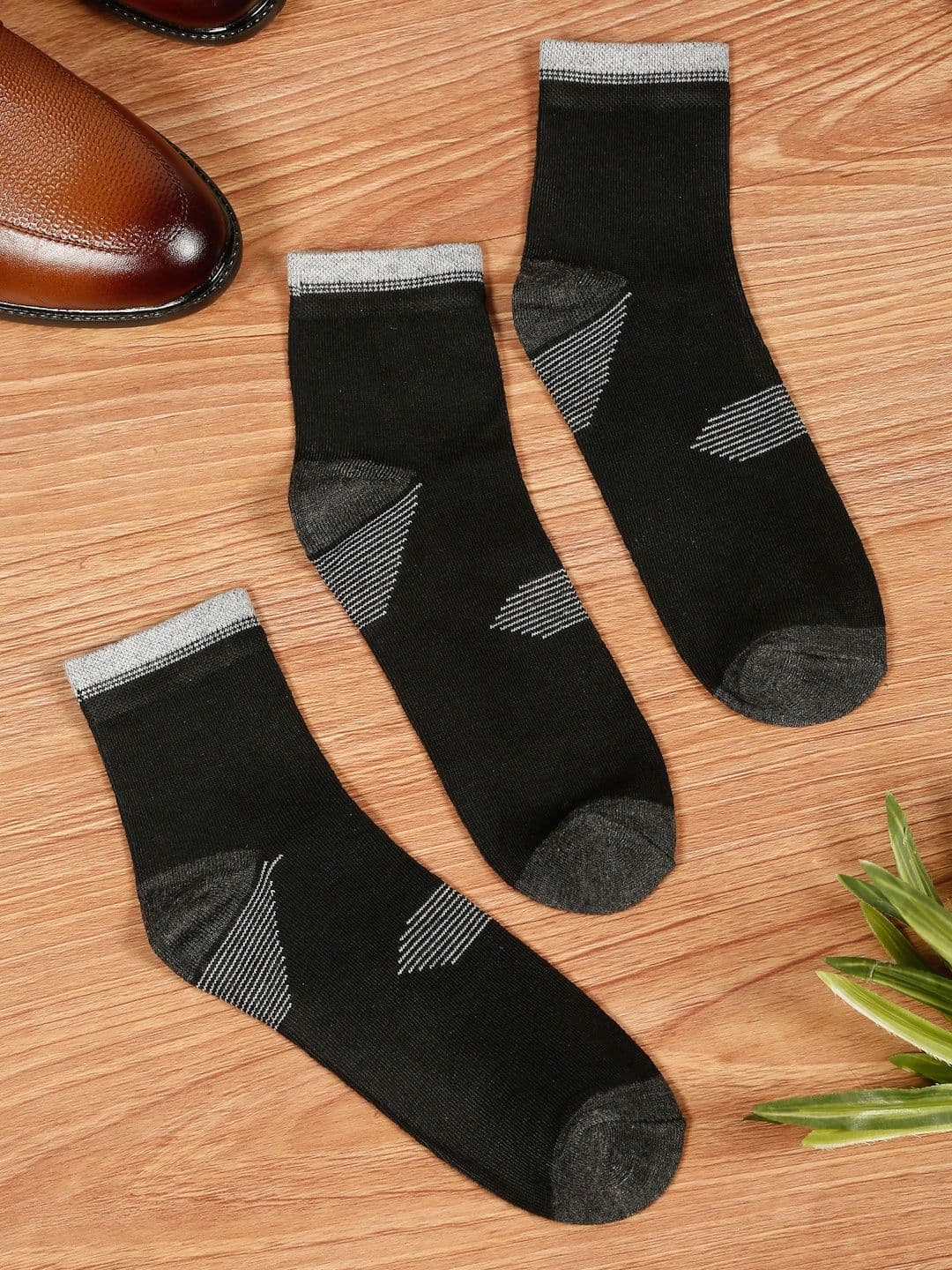 Teakwood Leathers Men Pack Of 3 Cotton Above Ankle Length Socks - view 1
