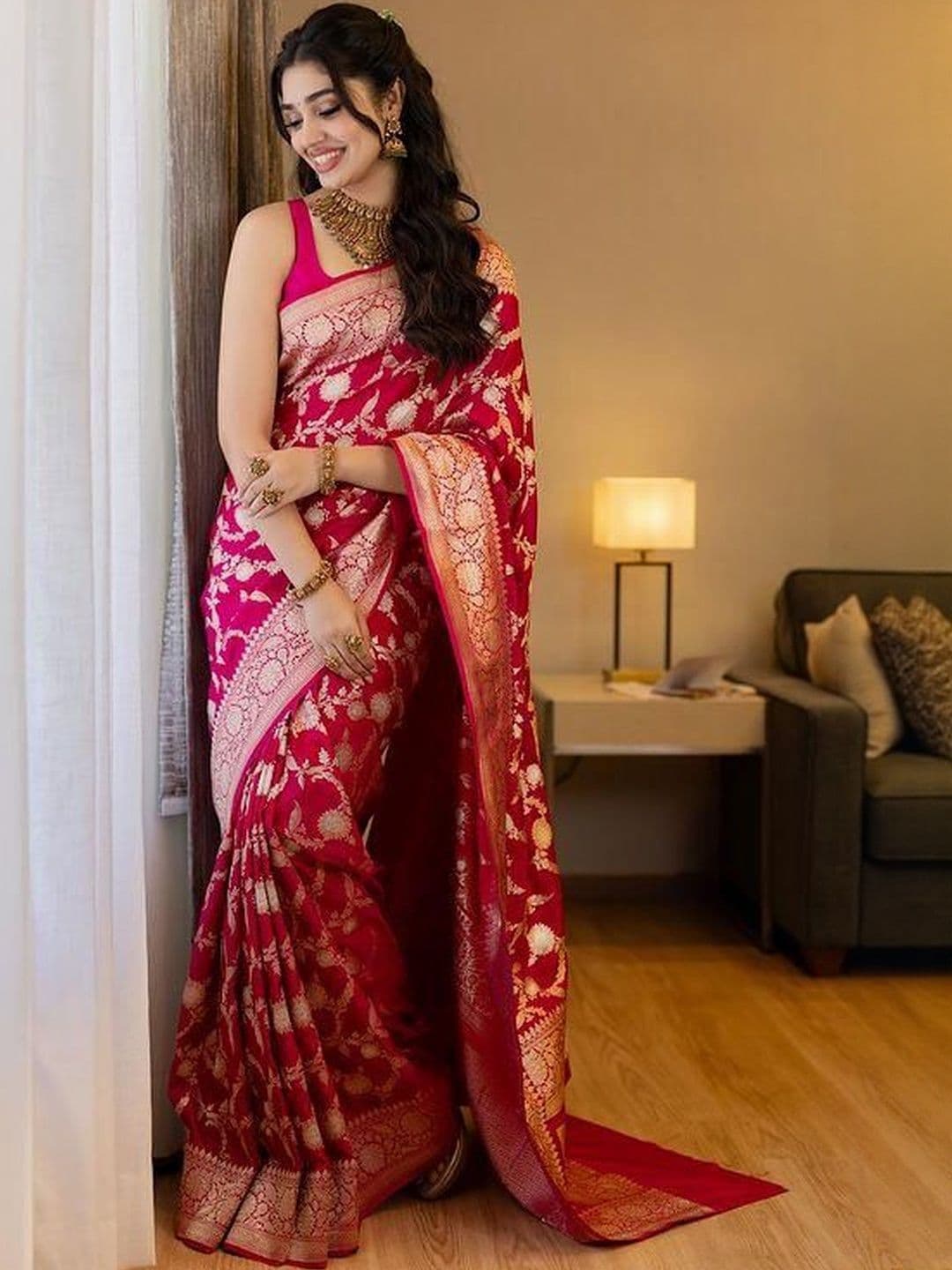 AVANTIKA FASHION Woven Design Zari Kanjeevaram Saree - view 1