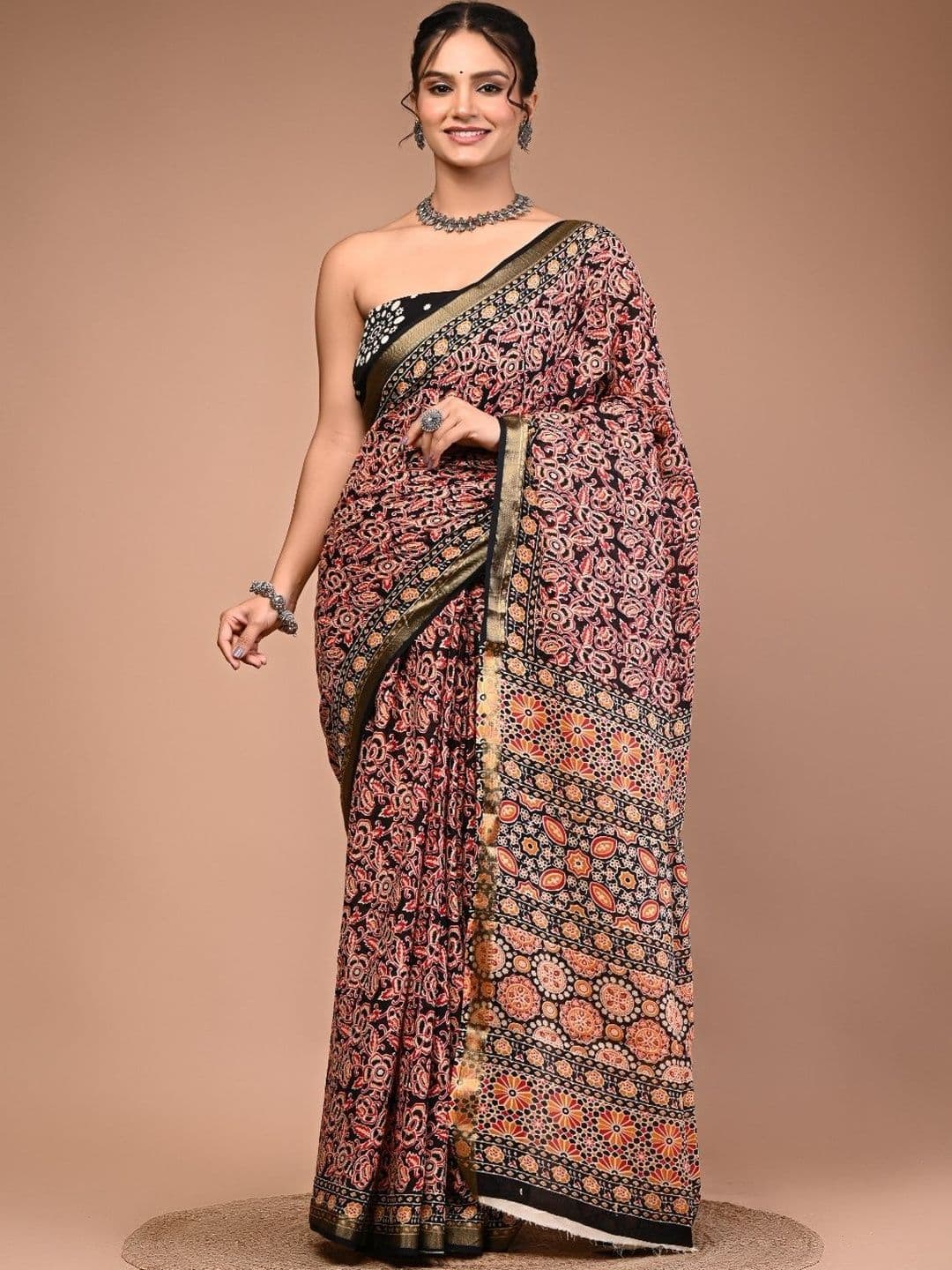 Moda Rapido Jaipuri Printed Soft Pure Cotton Mulmul Maheswari Border Saree With Blouse - view 1