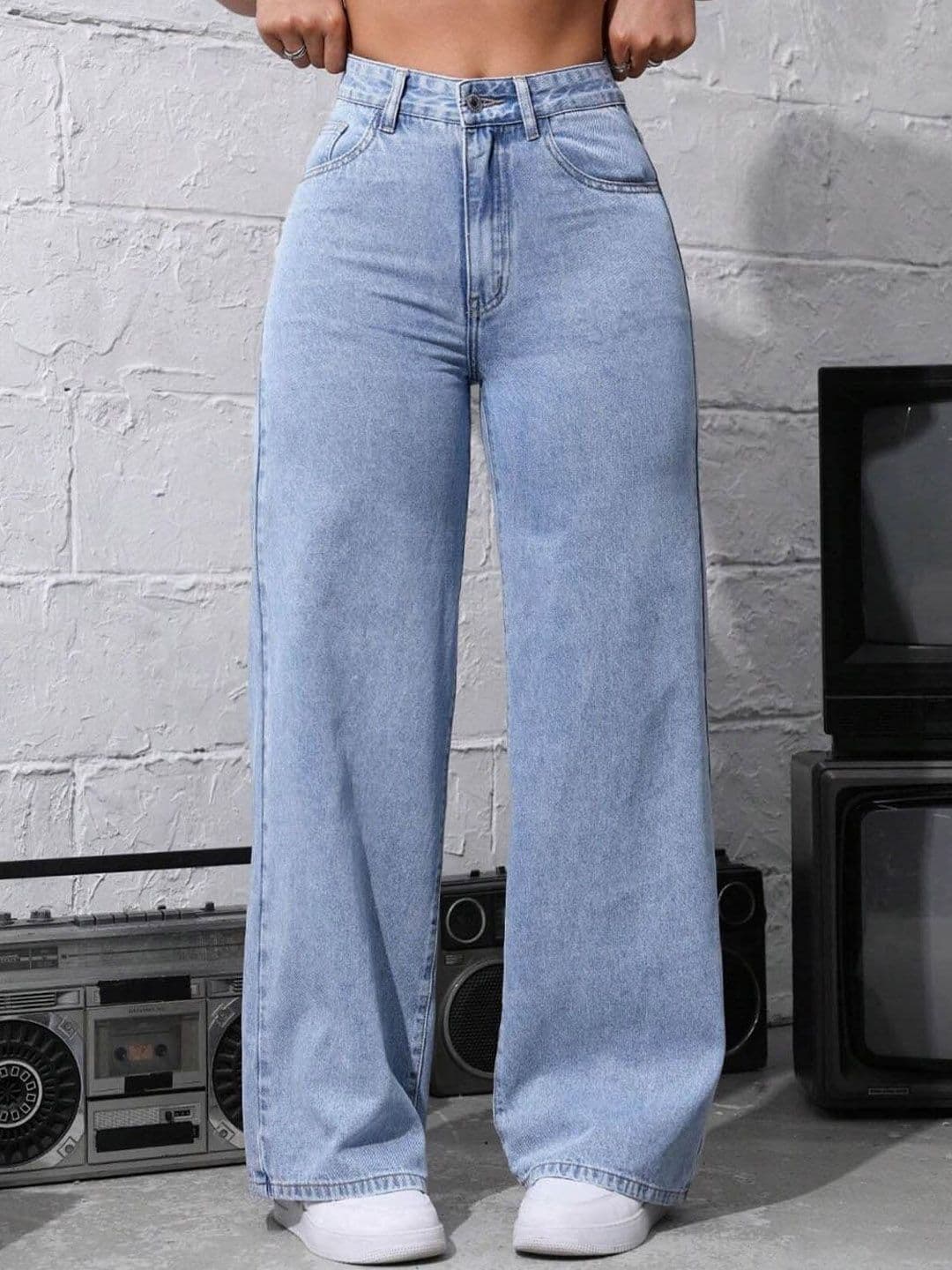 VBEAUTI Women Jean Straight Fit High-Rise Light Fade Acid Wash Stretchable Jeans - view 1