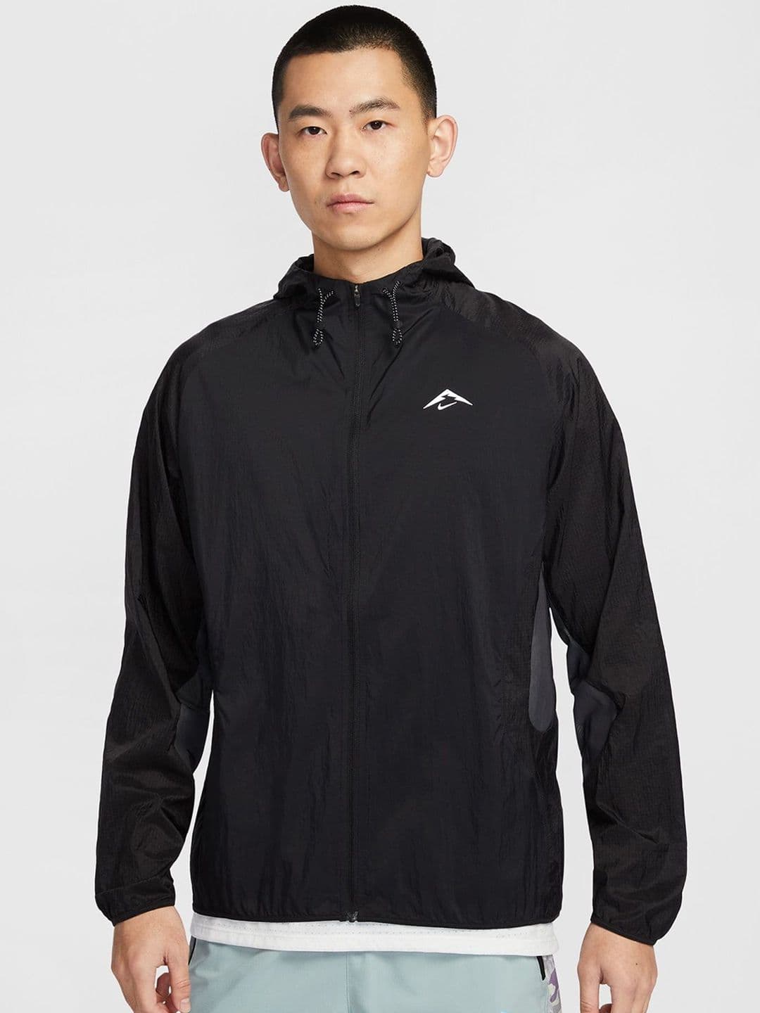 Nike Trail Aireez Men Running Jacket - view 1