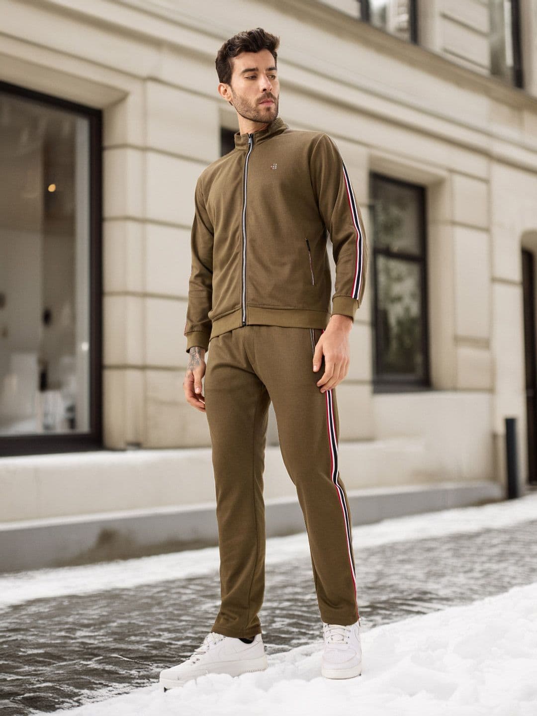 Status Quo Mock Neck Jacket And Trackpants