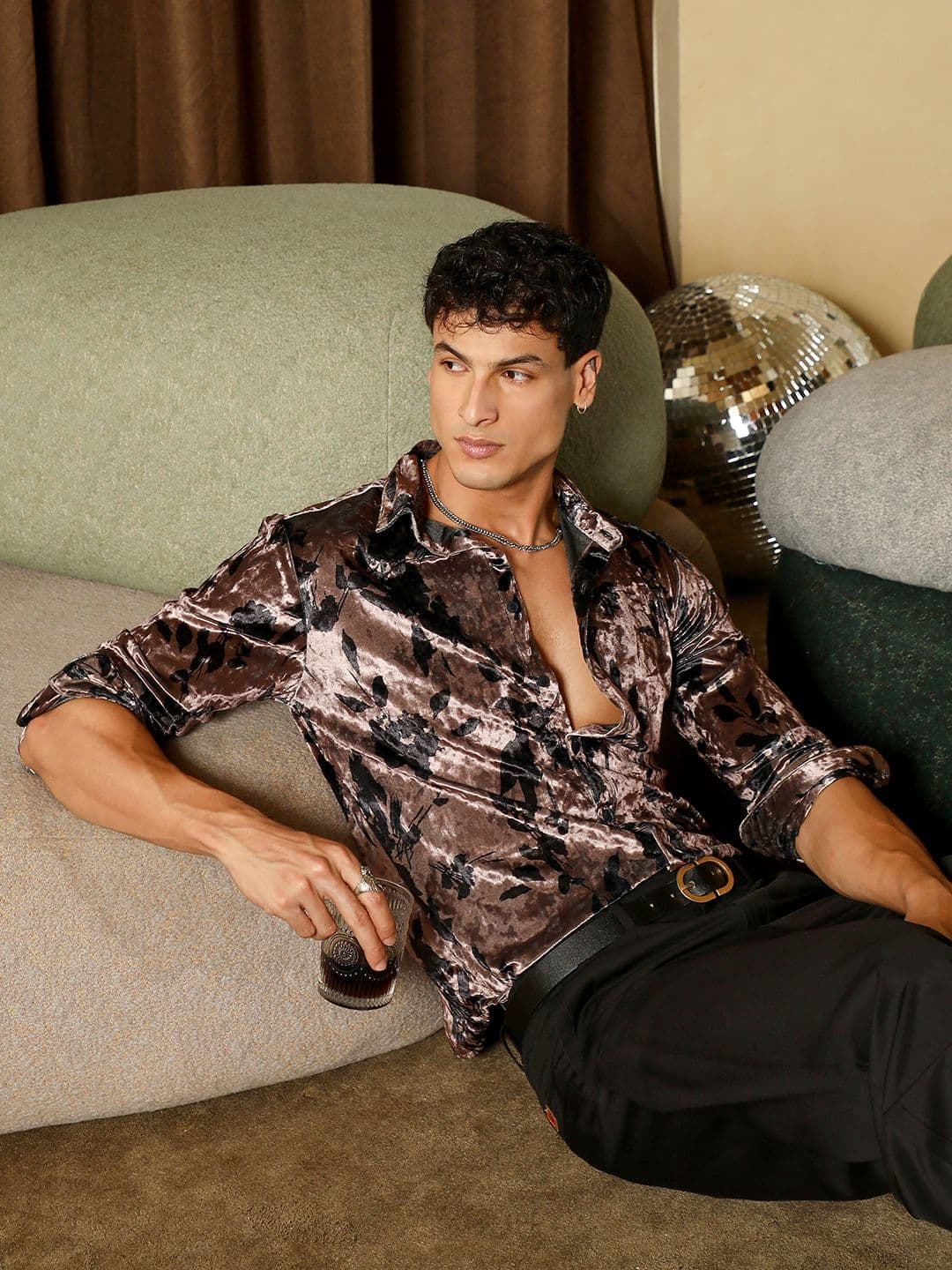 CAHOOT Floral Printed Comfort Velvet Casual Shirt - view 1