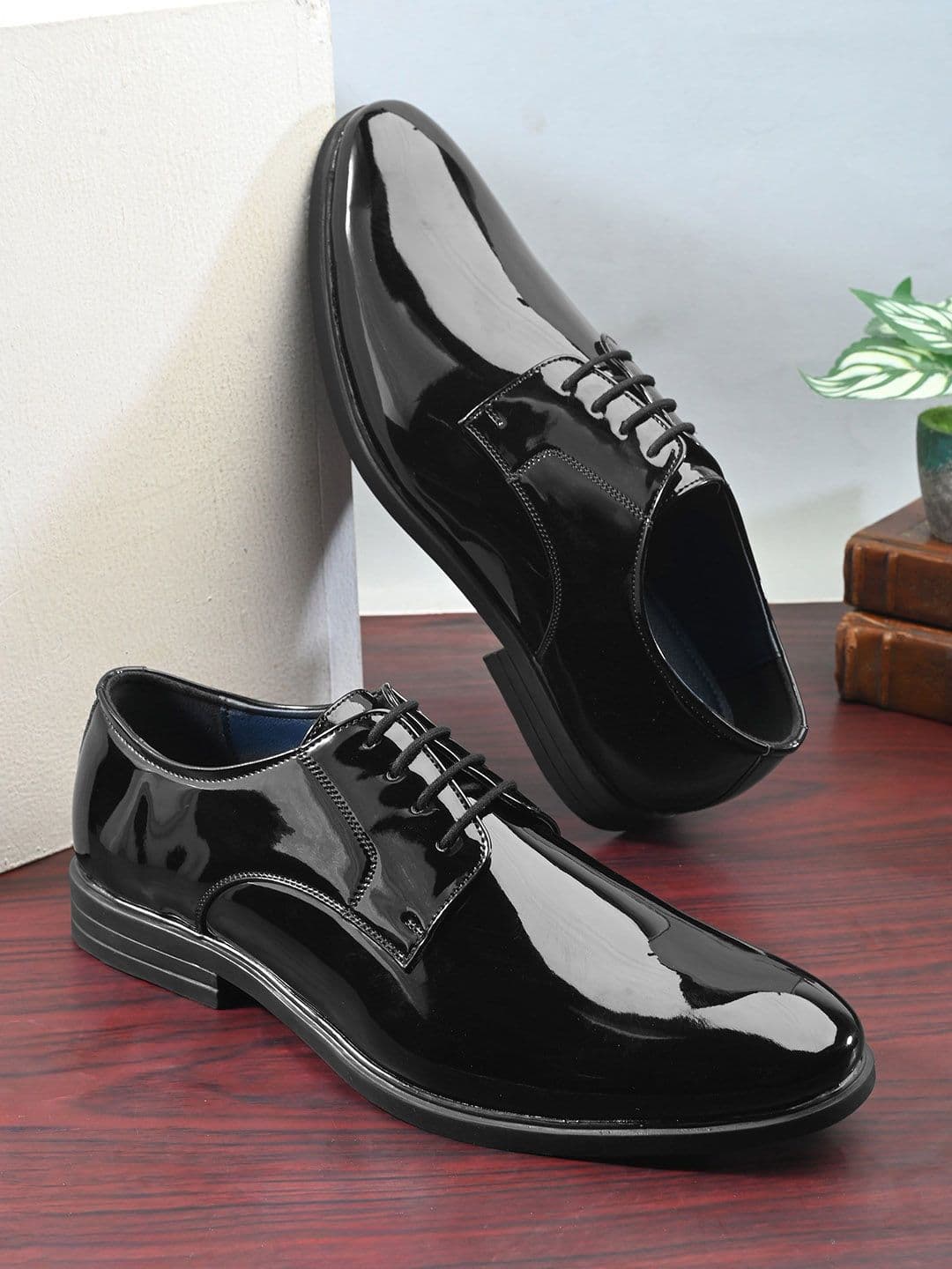 House of Pataudi Men Round Toe Lace Ups Formal Derbys - view 1