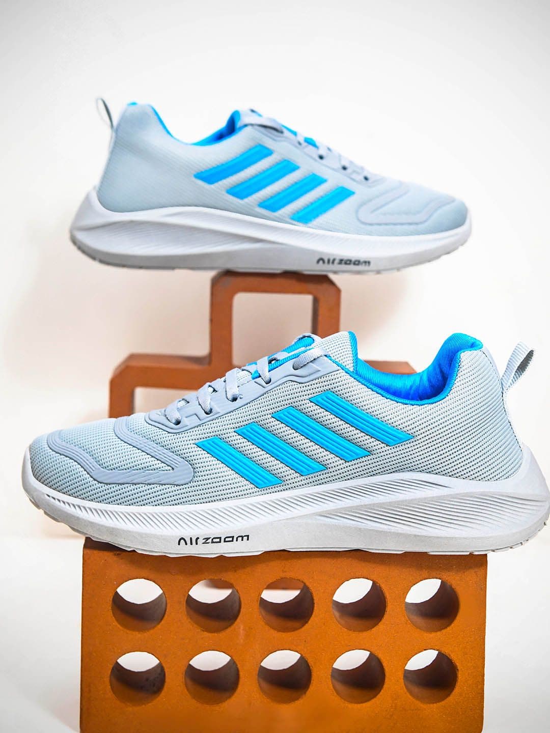 SHOELAMB Men Mesh Running Non-Marking Shoes - view 1