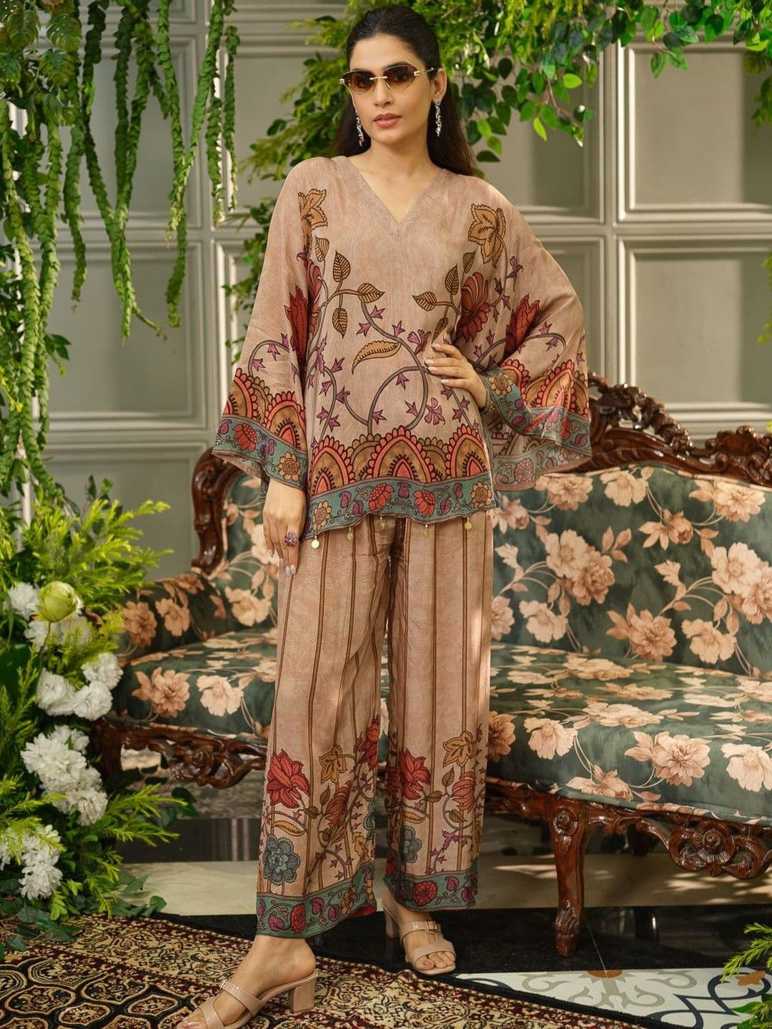 Sangria Women Beige Floral Printed Co-Ord Set - view 1