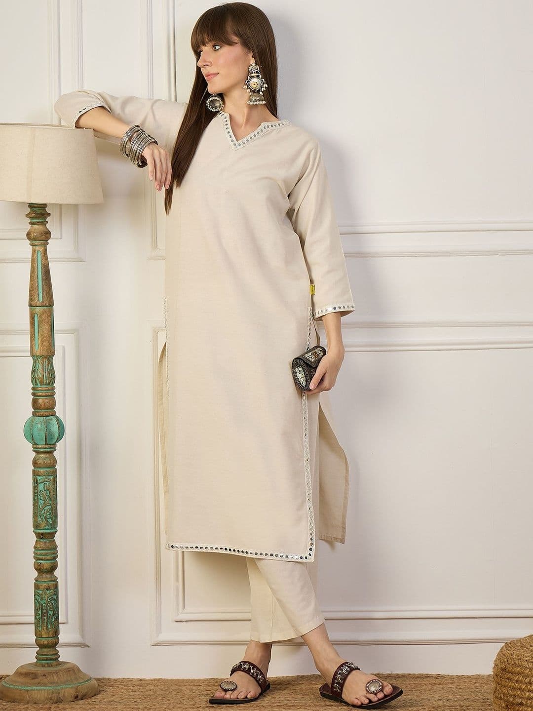 VredeVogel Women Solid Cotton Kurta with Trousers - view 1