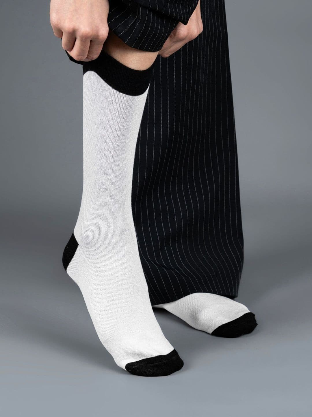 Sockscarving Men Colourblocked Bamboo Calf-Length Socks - view 1