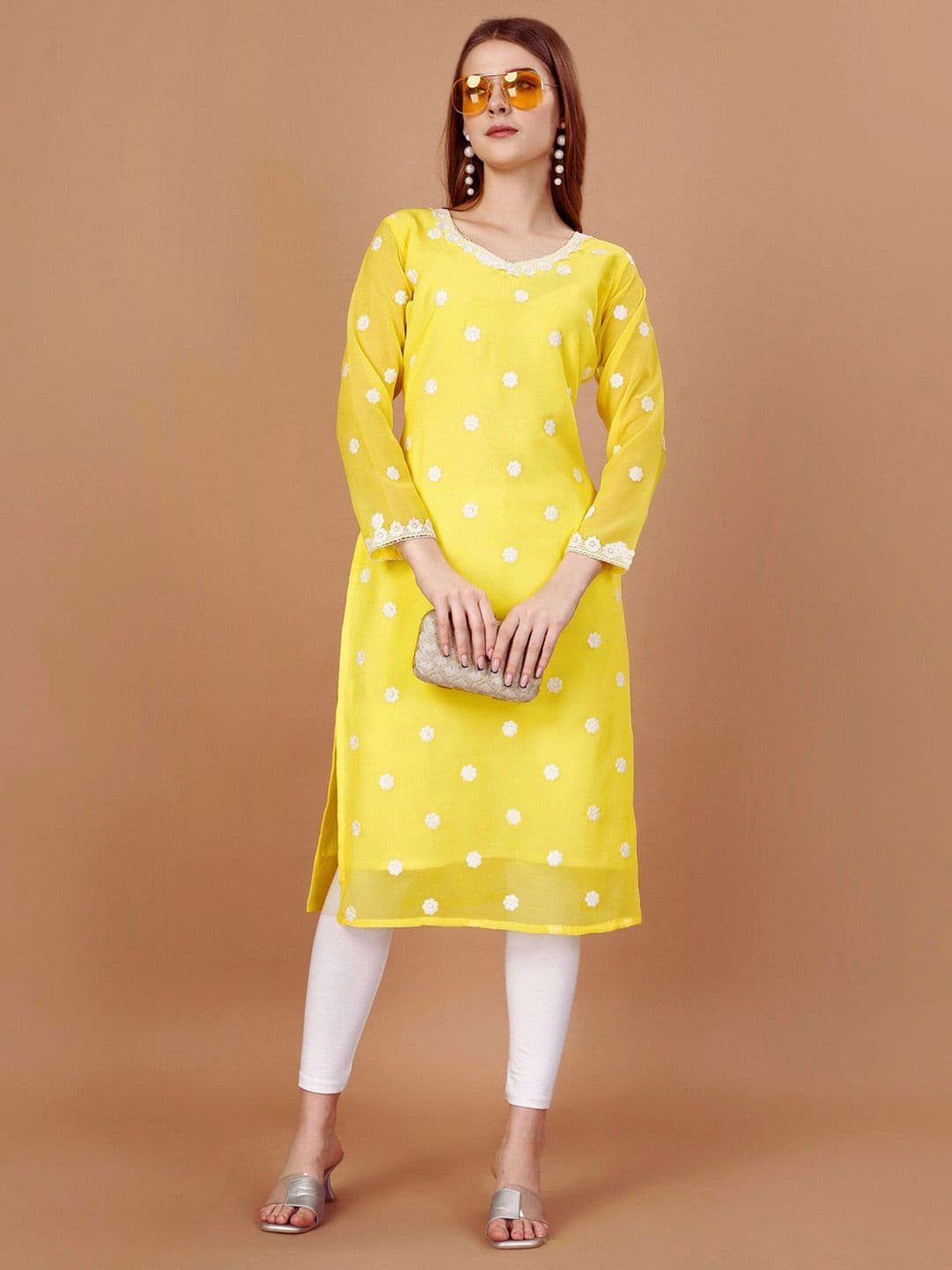 HESVI Women Floral Embroidered Daily Straight Kurta - view 1