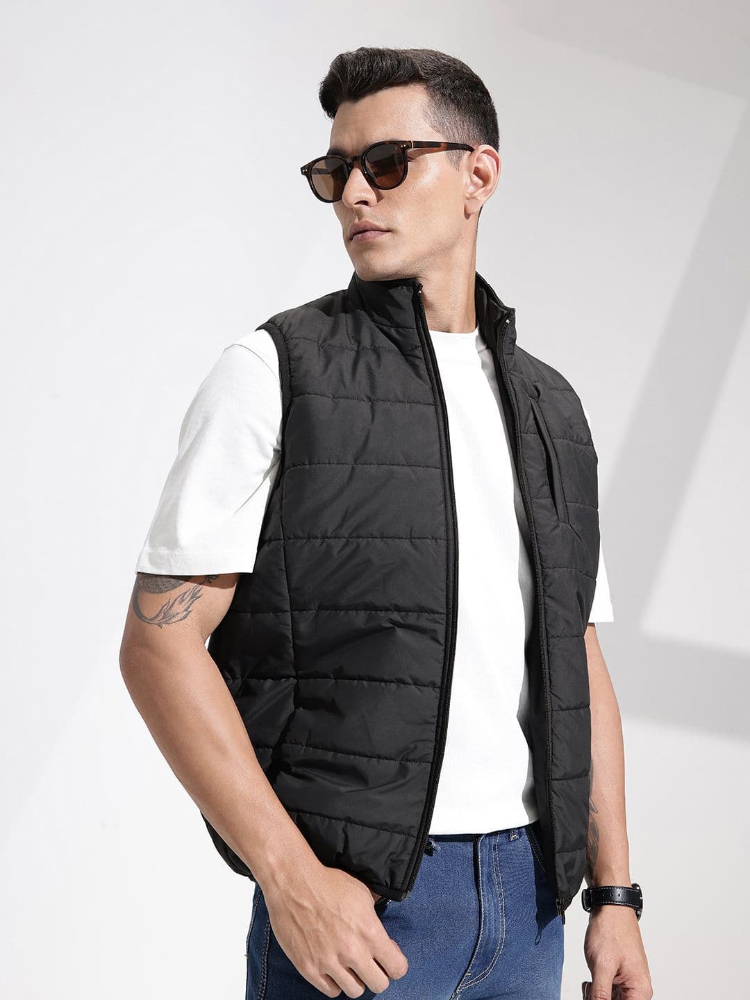 INVICTUS Lightweight Padded Jacket - view 1
