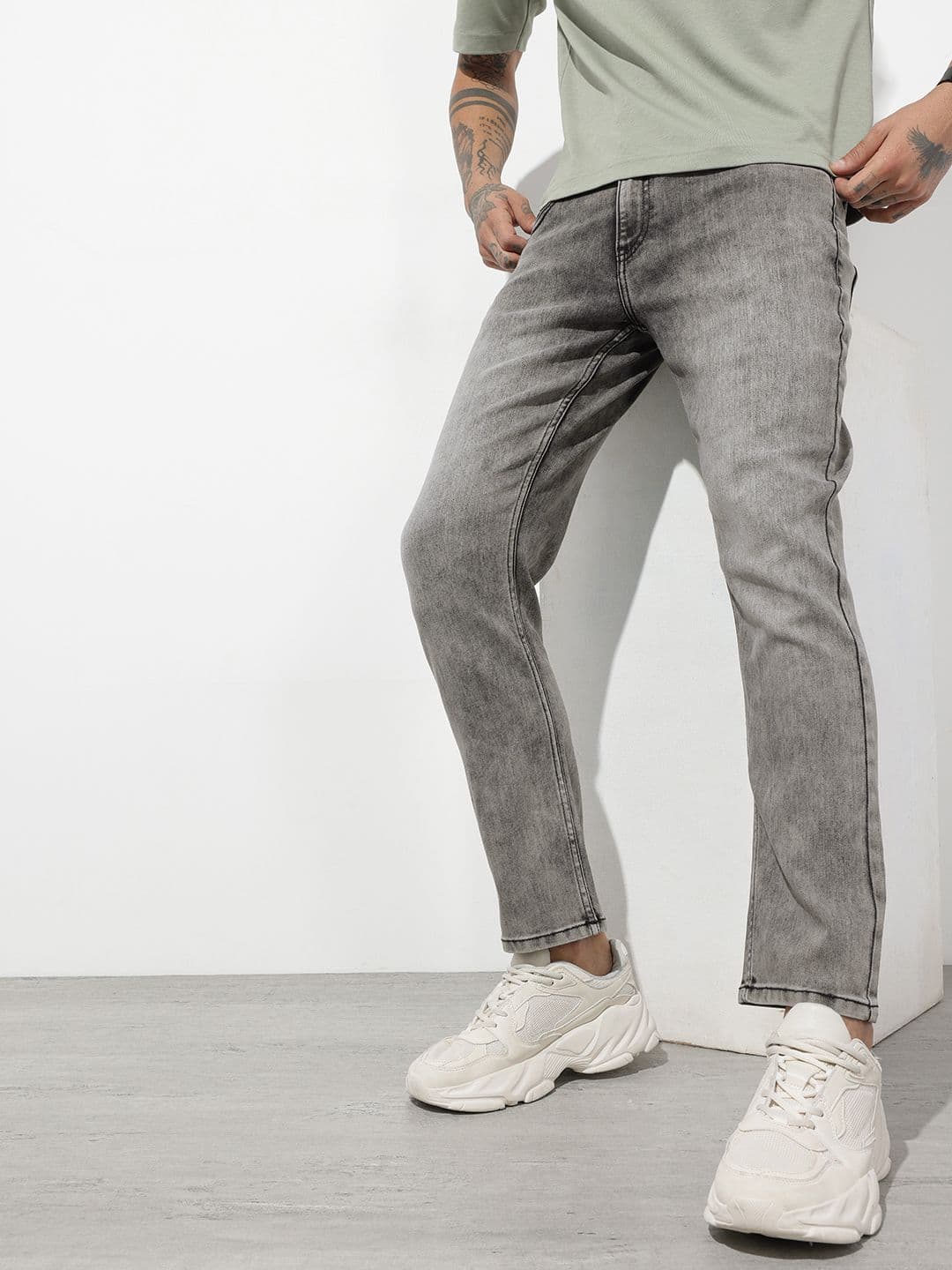 The Roadster Life Co. Men Slim Fit Heavy Fade Stretchable Jeans - view 1