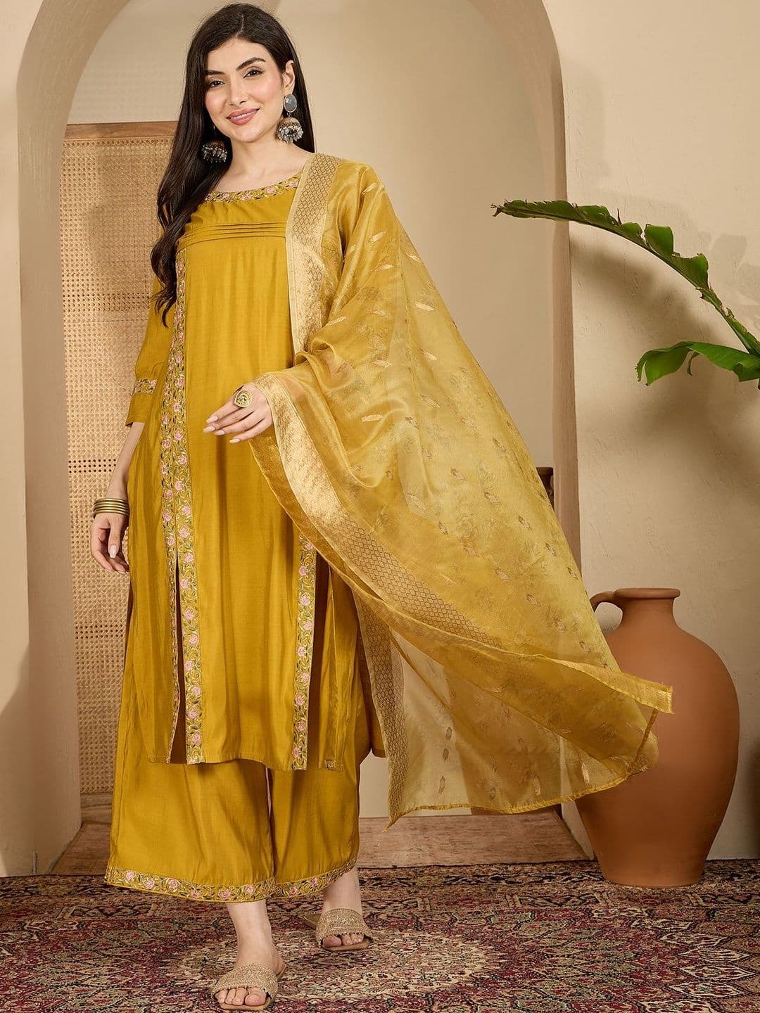 Sangria Ethnic Motifs Embroidered Panelled Thread Work Kurta with Palazzos & Dupatta - view 1