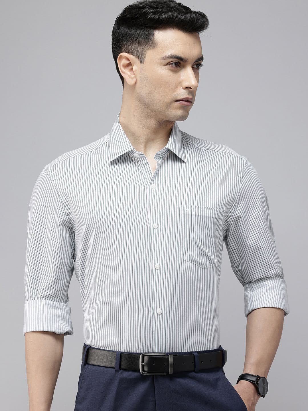 Arrow Pure Cotton Manhattan Slim Fit Vertical Striped Formal Shirt