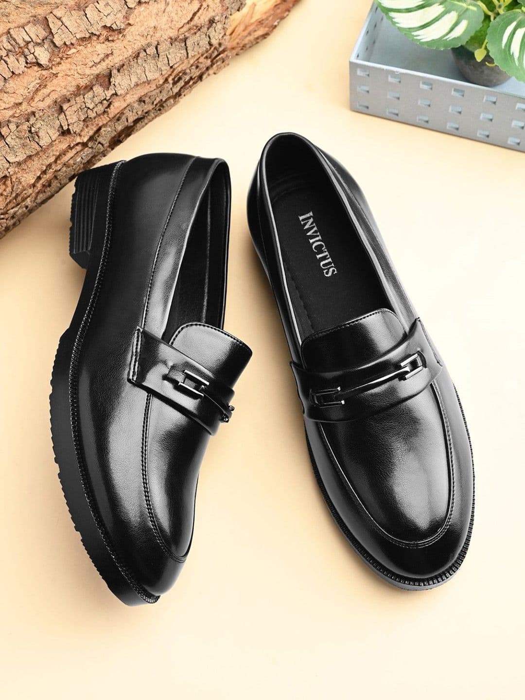 INVICTUS Men Slip-On Round Toe Formal Loafers - view 1