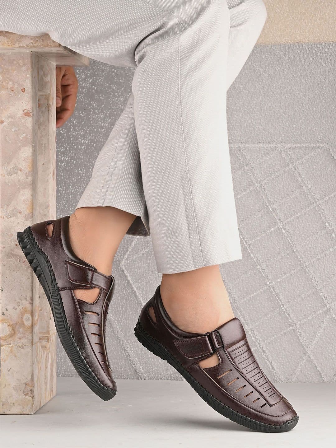 knoos Men Fisherman Sandals with Velcro - view 1