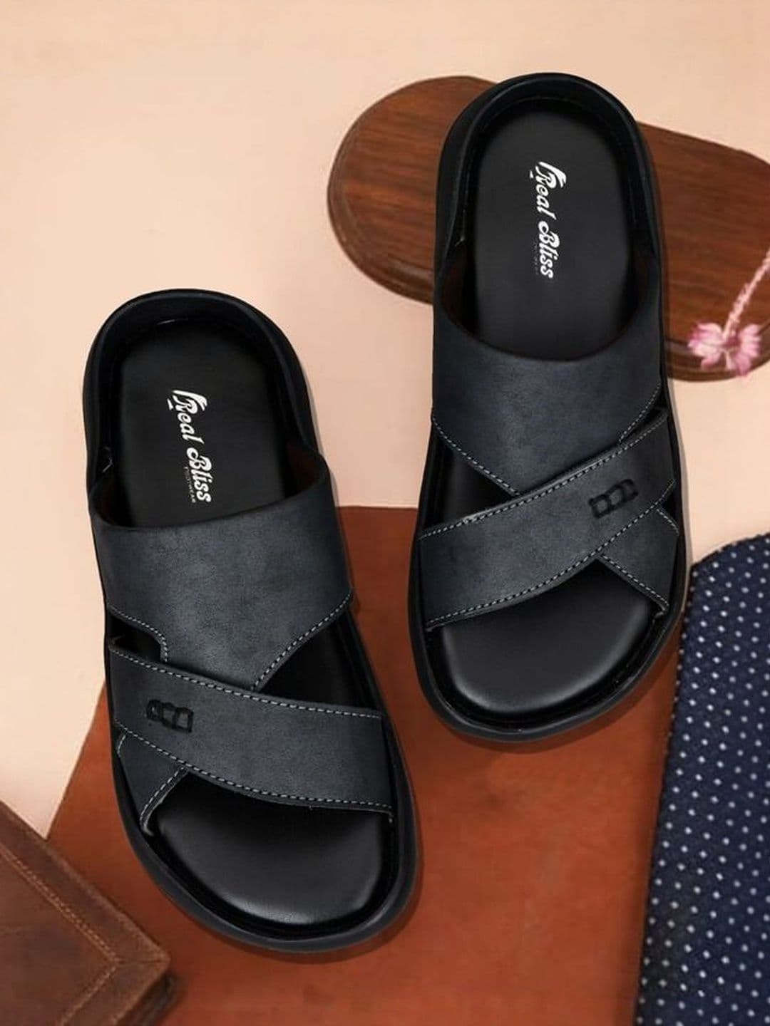 REAL BLISS FOOTWEAR Men Synthetic Leather Non Slip Lightweight Comfort Sandals - view 1