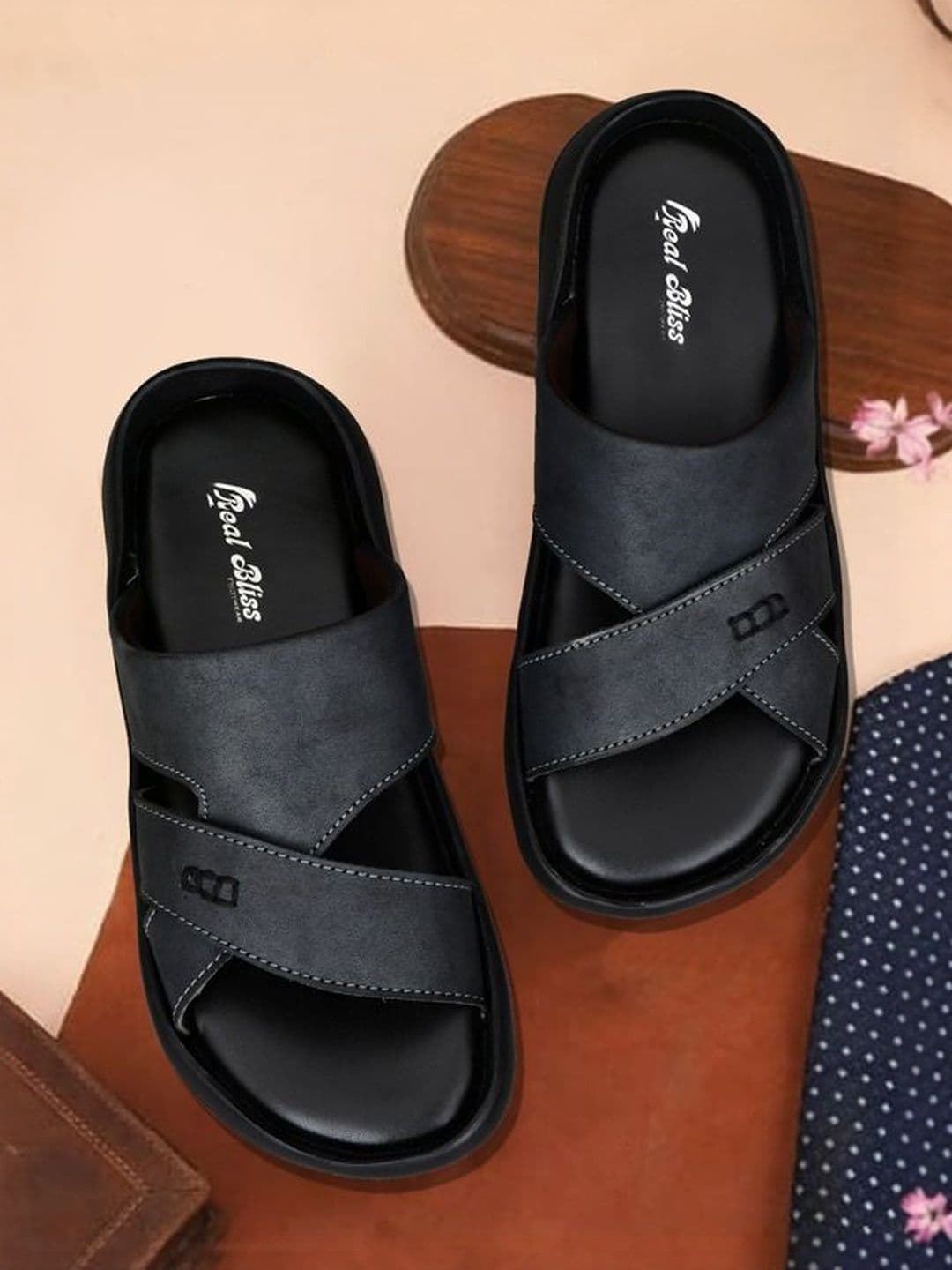 REAL BLISS FOOTWEAR Men Synthetic Leather Non Slip Lightweight Comfort Sandals - view 1