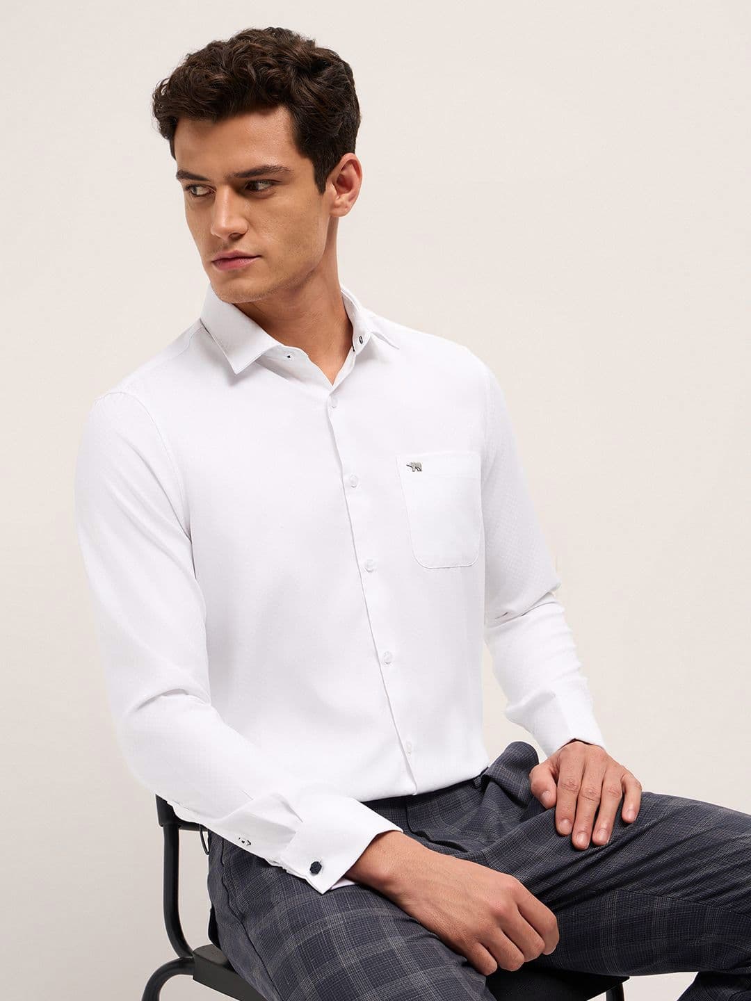 THE BEAR HOUSE Men Solid Tailored Fit Shirts - view 1