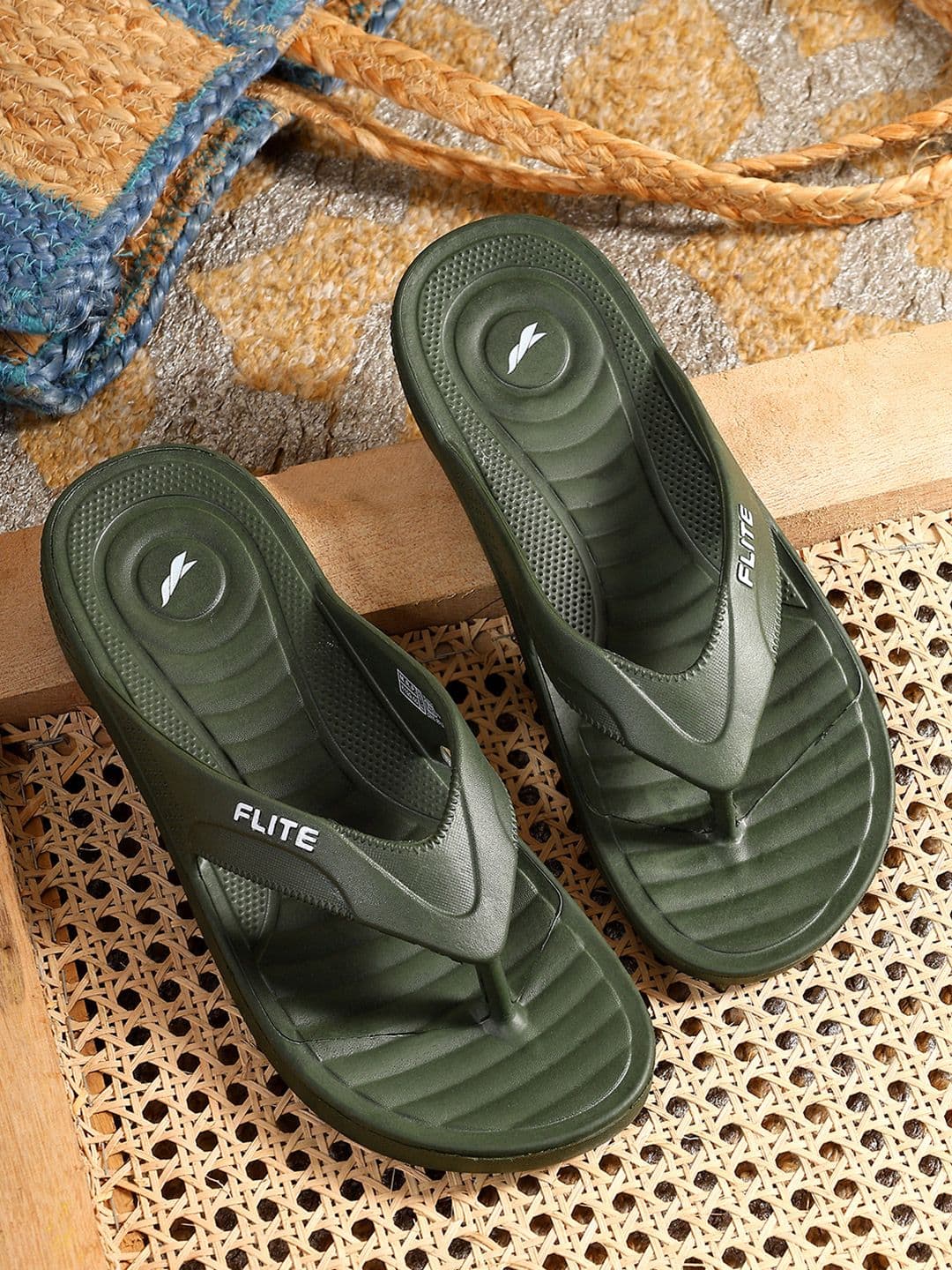 FLITE Men Fashion Flip Flops - view 1