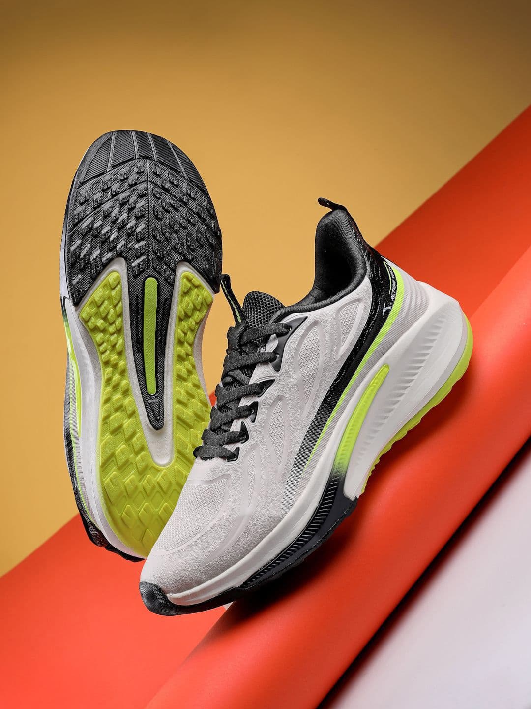 Action Men Lace-Ups Running Non-Marking Shoes - view 1