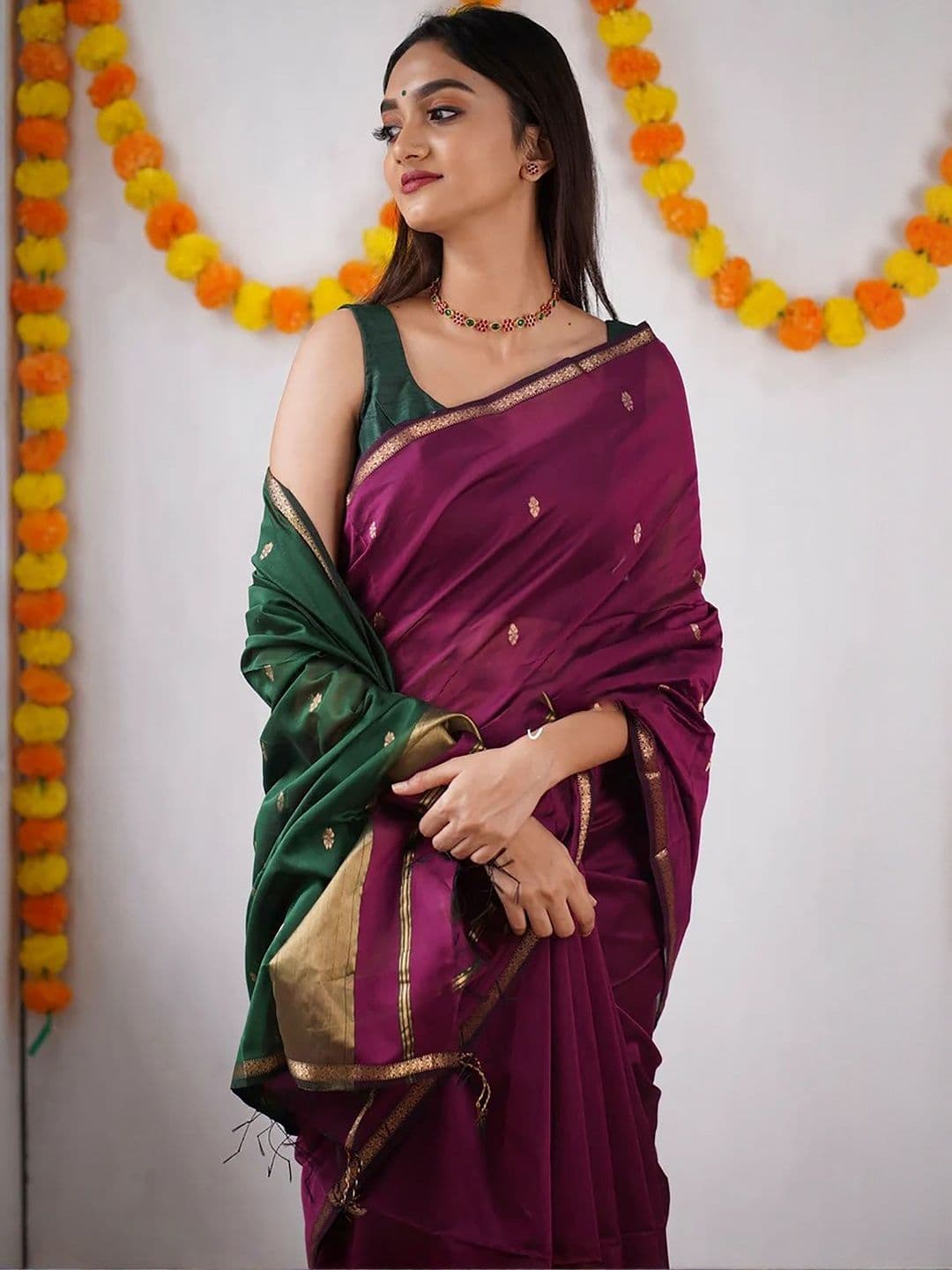 Moda Rapido Ethnic Motifs Woven Design Zari Banarasi Saree - view 1