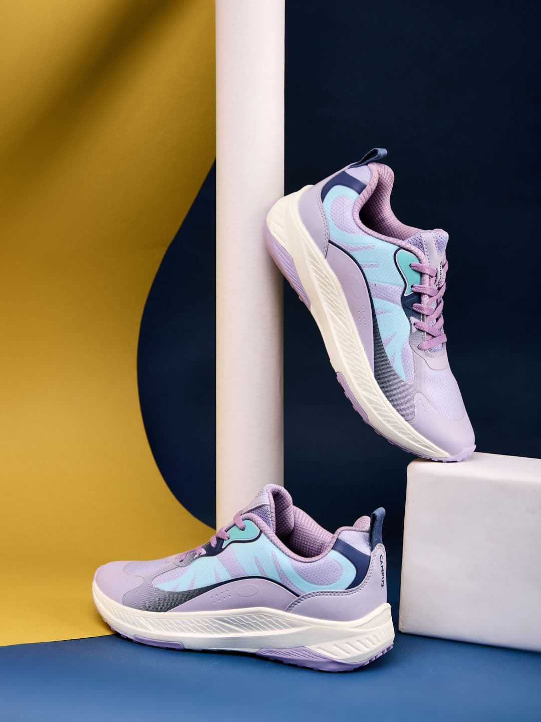 Campus Women FABLE Mesh Running Non-Marking Shoes - view 1