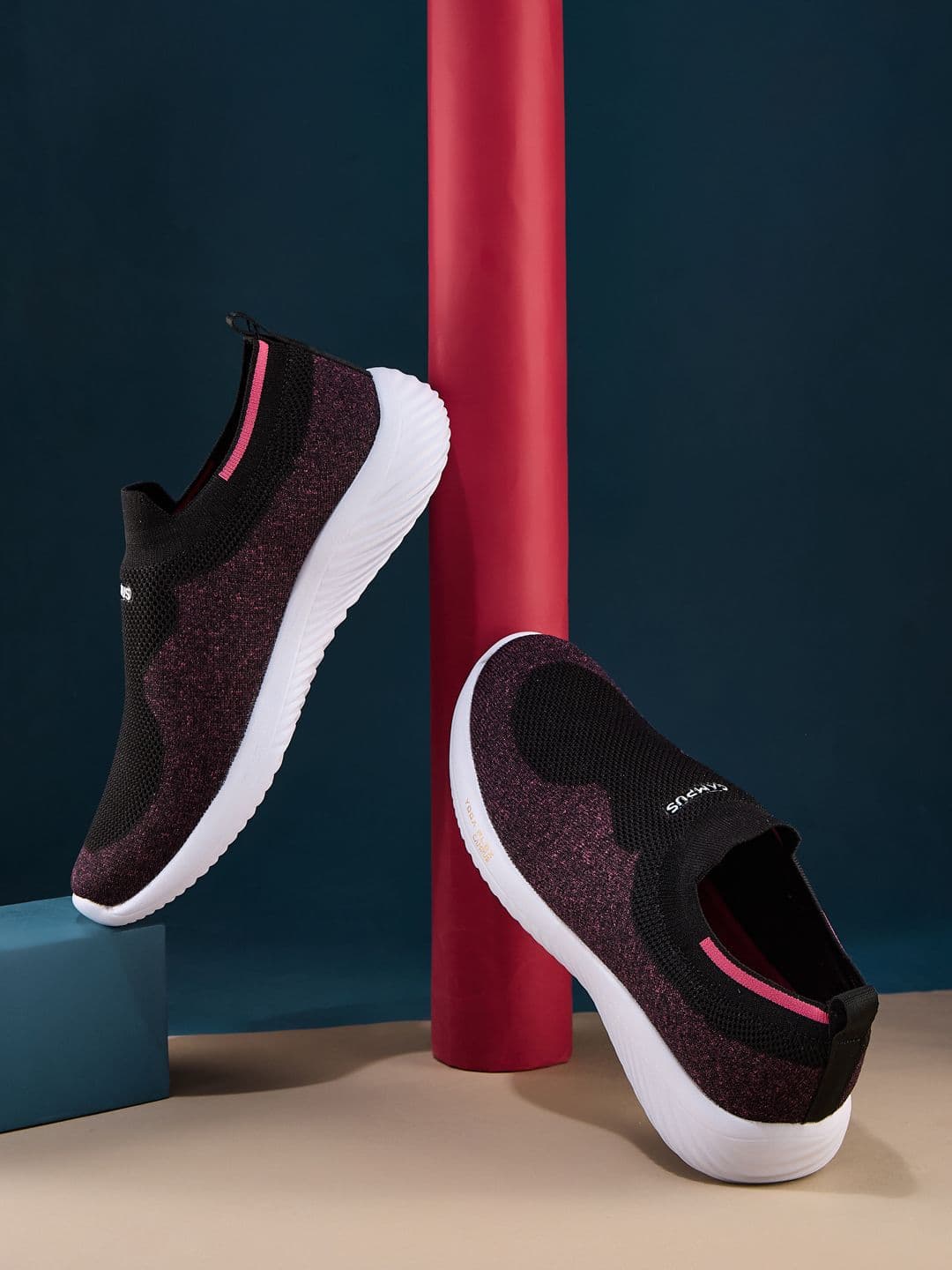 Campus CAMP CALLIE Women Slip-On Walking Shoes - view 1