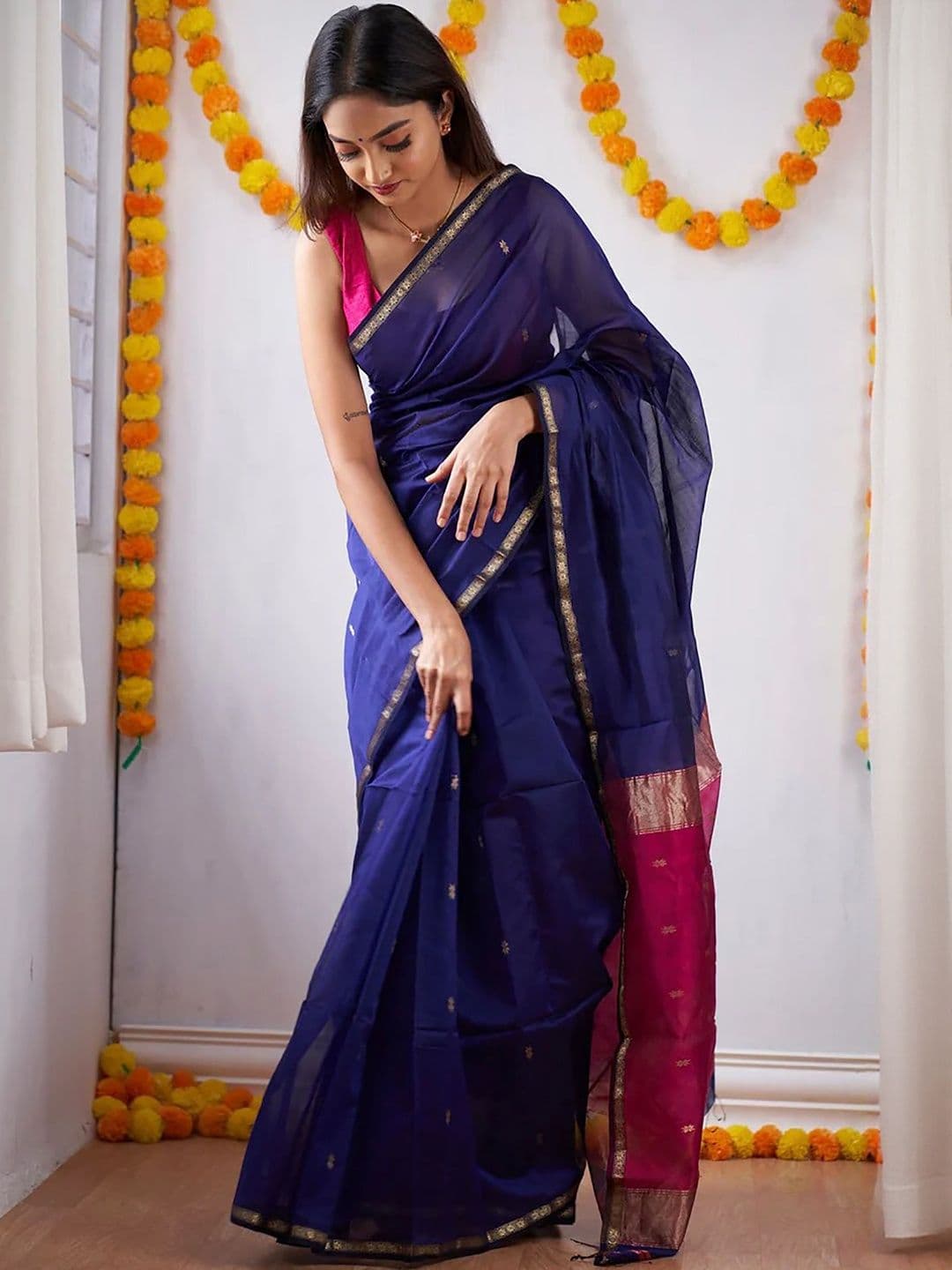 Moda Rapido Woven Design Zari Silk Blend Handloom Banarasi Saree - view 1