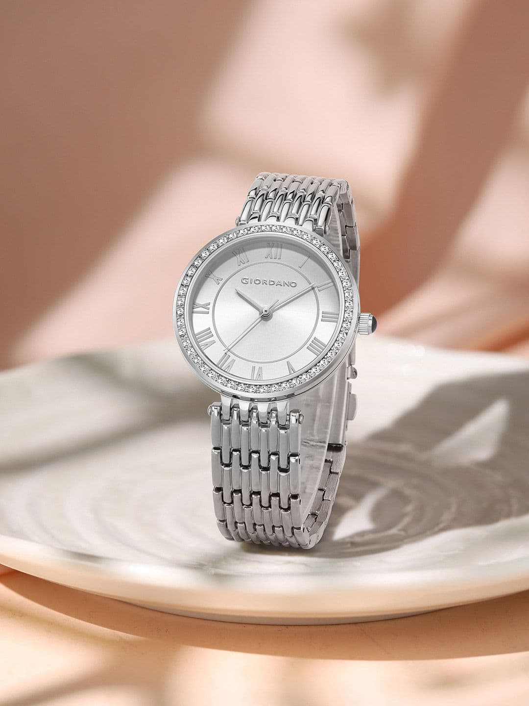 Giordano Eleganza Collection Women Round Diamond-Set with Metal Strap Analog Watch - view 1
