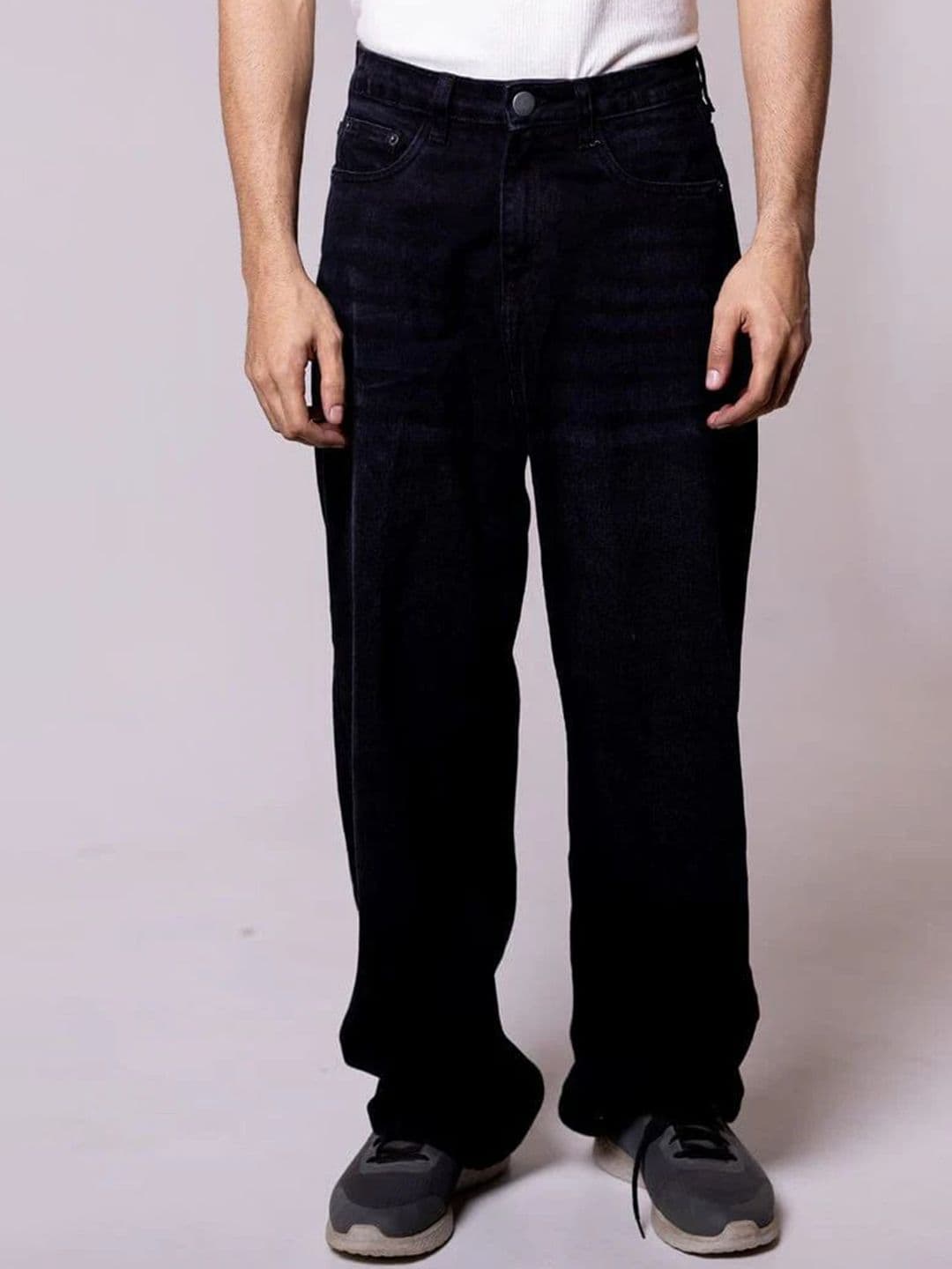 Minus One Men Baggy Mid-Rise Clean Look Jeans - view 1