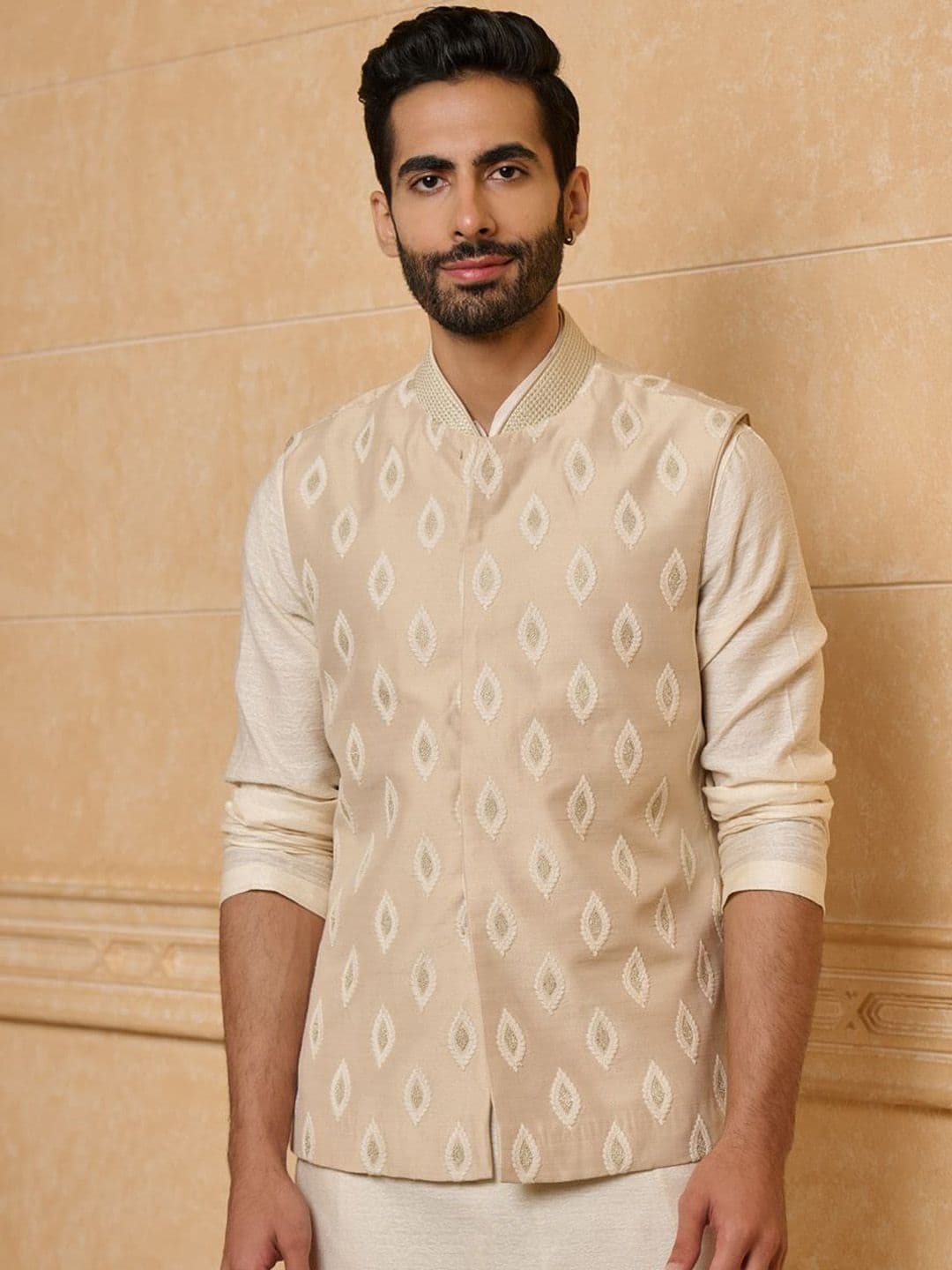 Tasva Men Embroidered Bundi Nehru Jacket - view 1