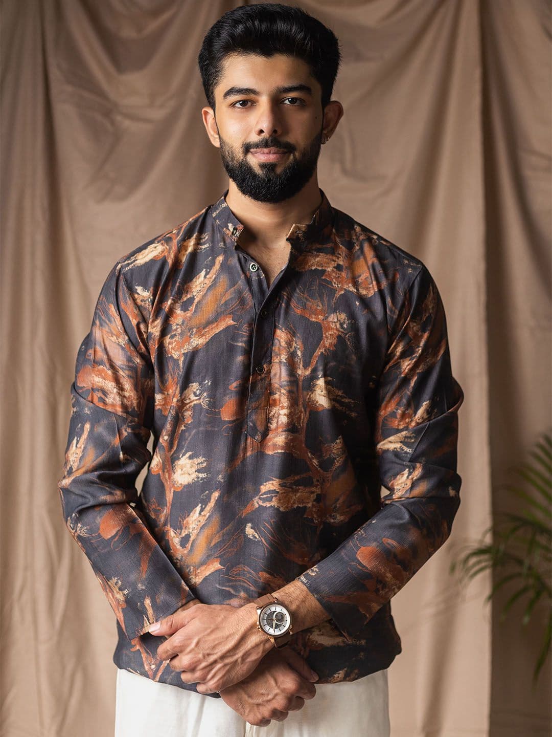 Rawayi Abstract Printed Mandarin Collar Straight Kurta - view 1