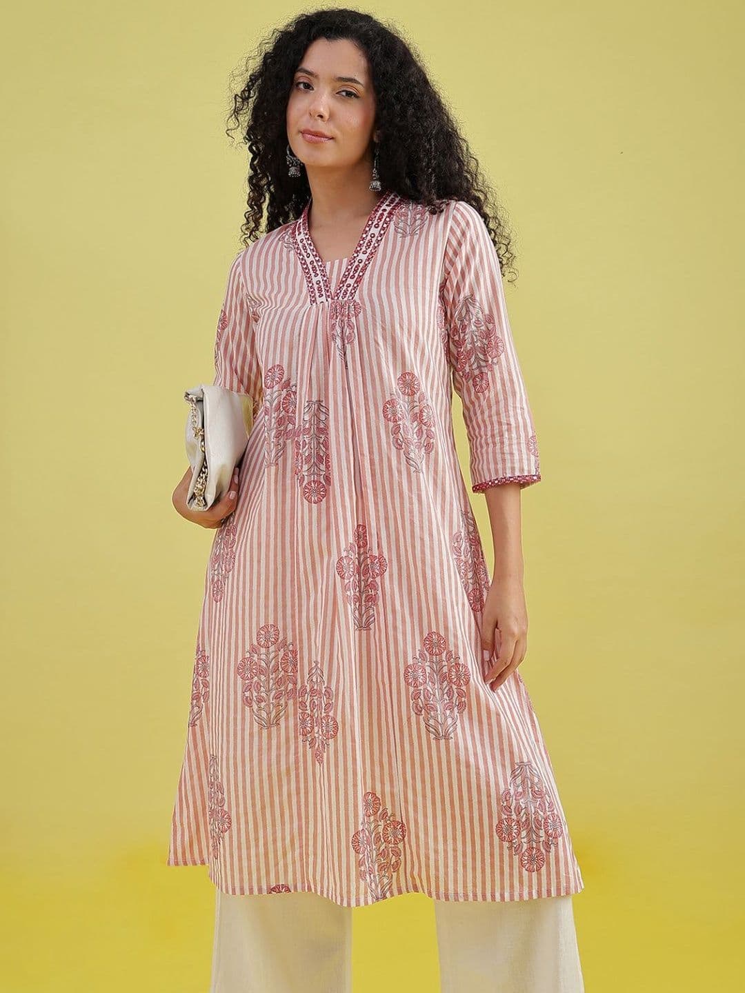 LIMEROAD Women Pink Kurtas - view 1