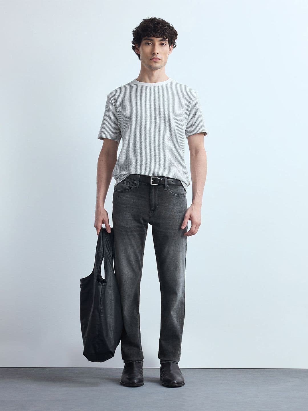 Flying Machine Men Slim Straight Fit Mid-Rise Light Fade Stretchable Jeans - view 1