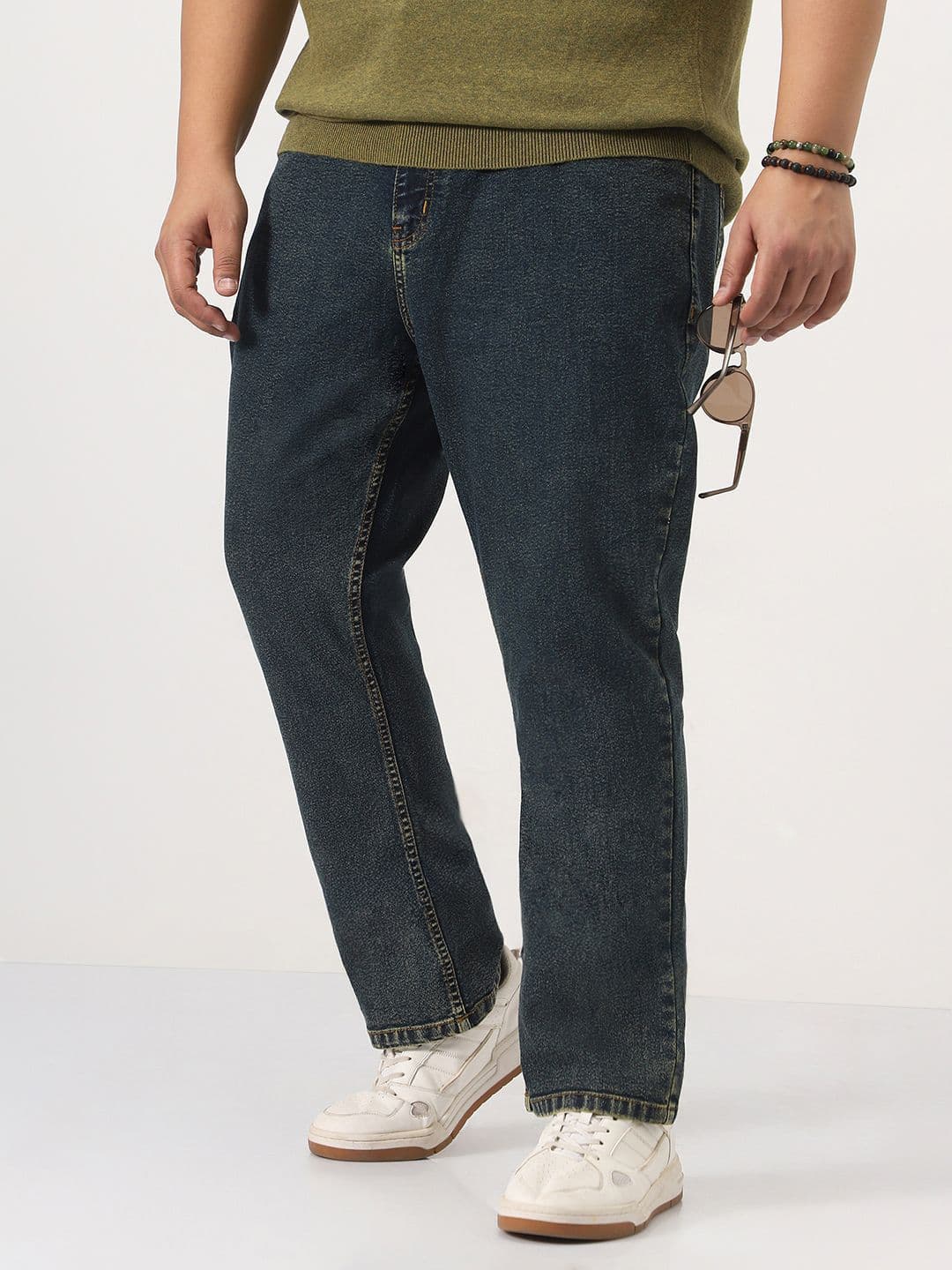 Urbano Plus Men Blue Straight Fit Light Fade Stretchable Washed Jeans - view 1