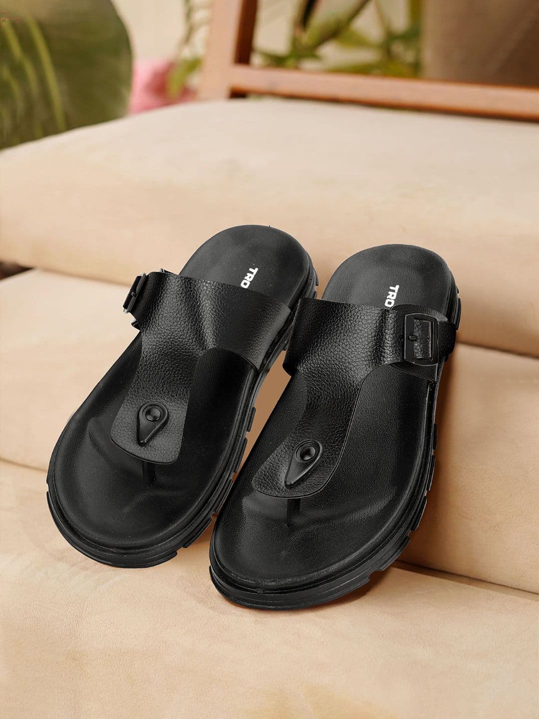 TROTUS Men Thong Flip-Flops - view 1