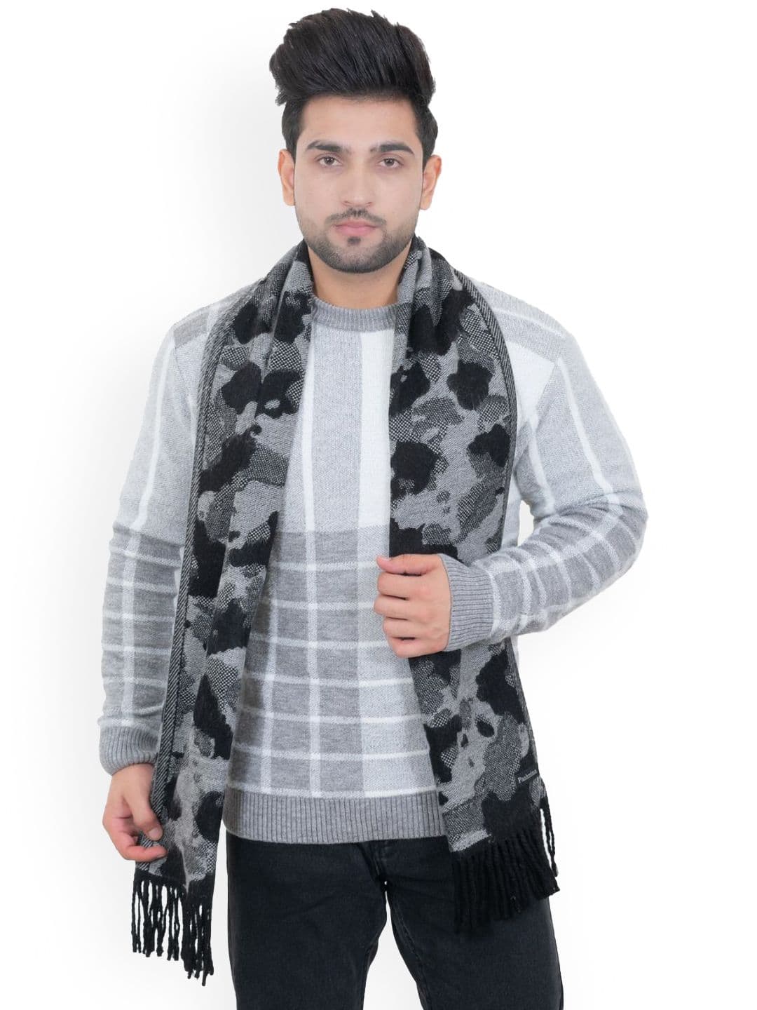 Amoldo Patterned Woolen Mufflers With Fringed Border - view 1