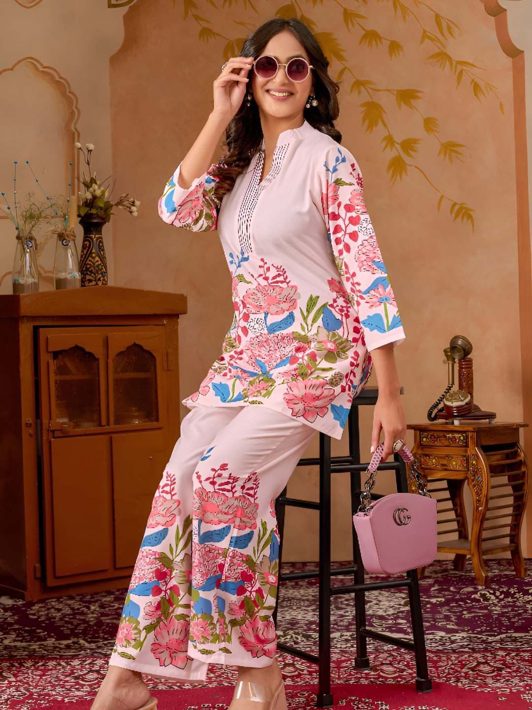 Women Basket Women Floral Printed Kurta with Palazzos - view 1