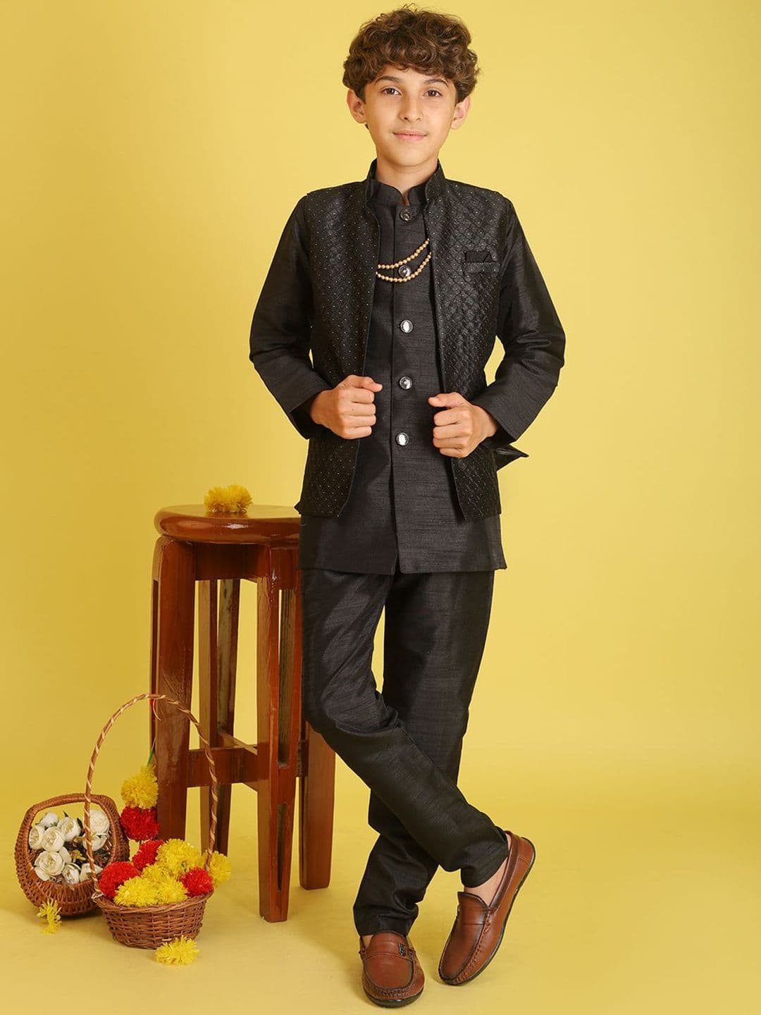 BAESD Boys Woven Design Brocade Mandarin Collar Sherwani Set - view 1