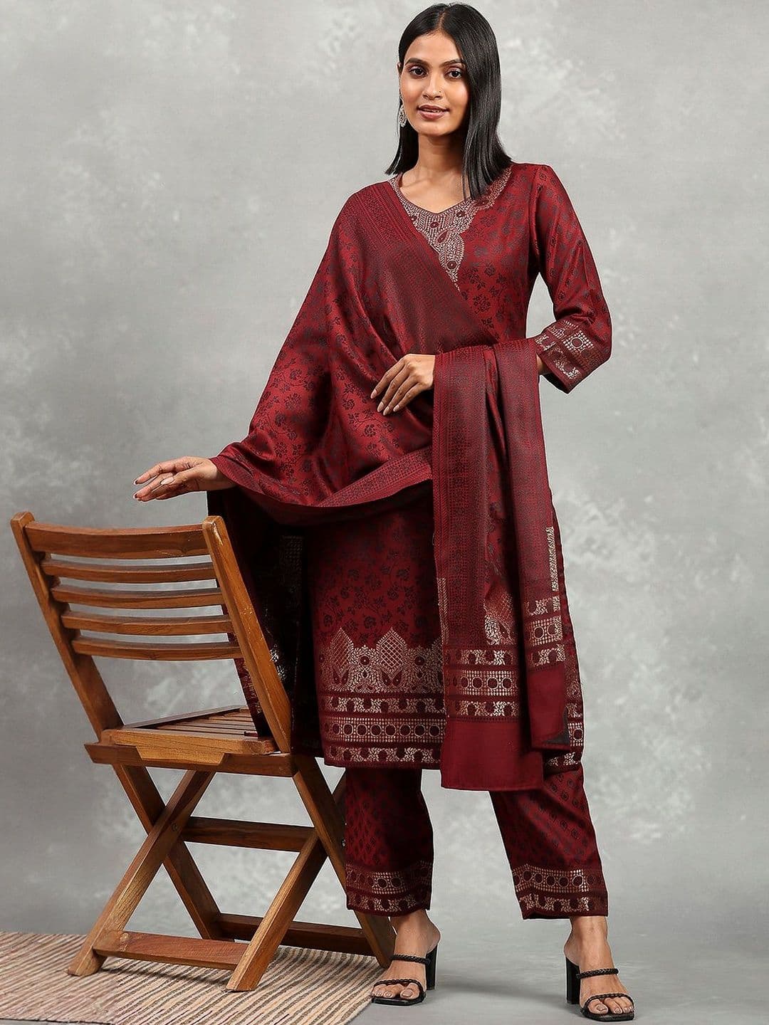 Rangriti Women Ethnic Motifs Printed Kurta with Trousers & Dupatta - view 1