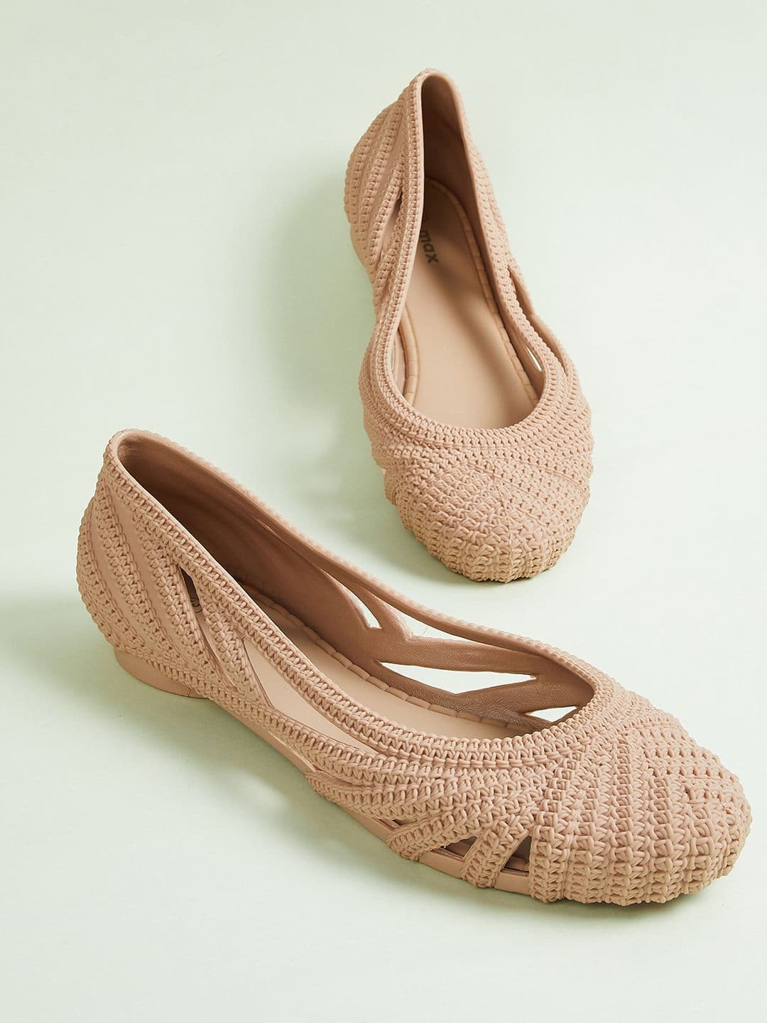 max Textured Round Toe Ballerinas - view 1