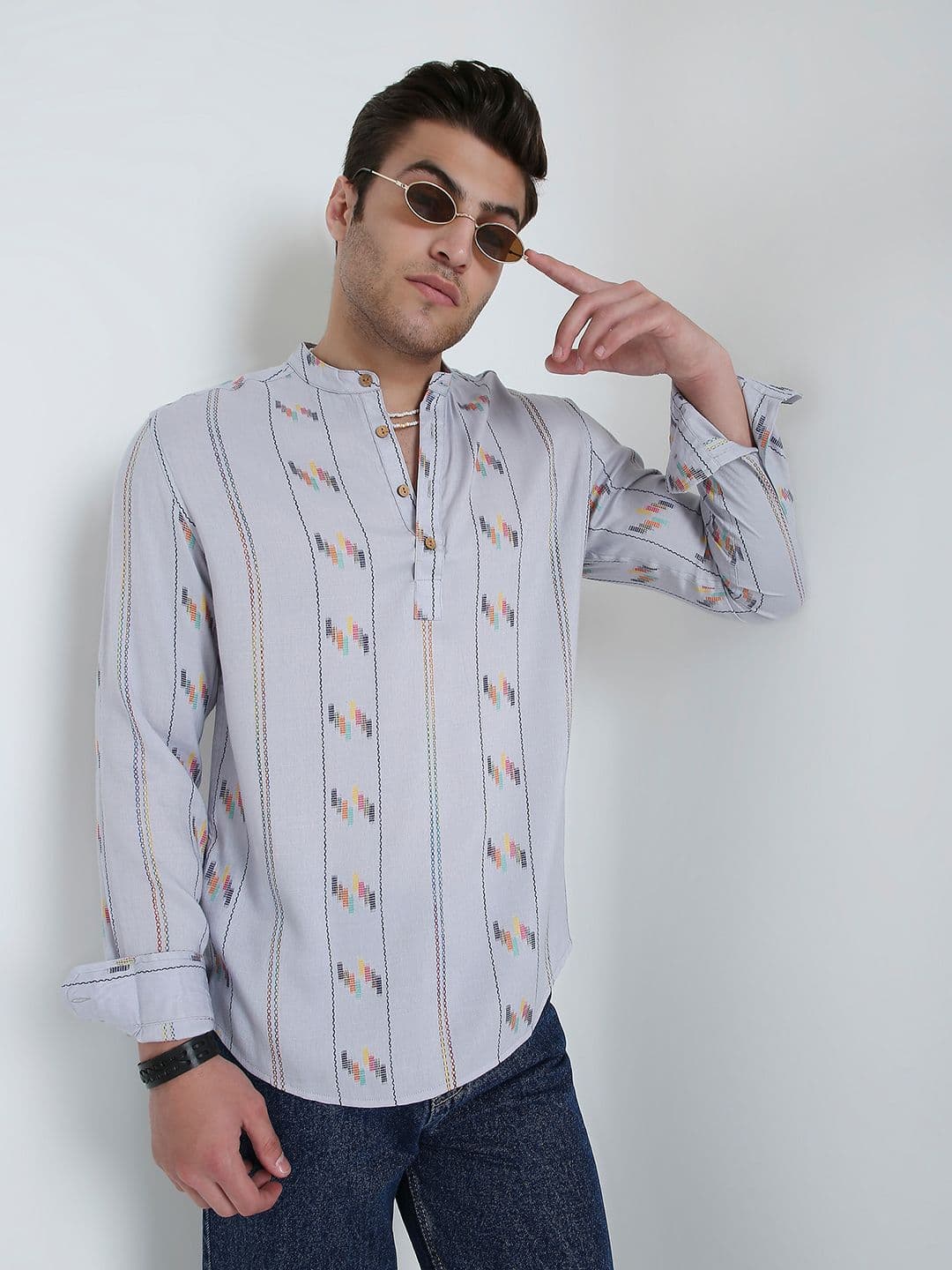 VASTRADO Grey Geometric Woven Design Band Collar Thread Work Pure Cotton Kurta - view 1
