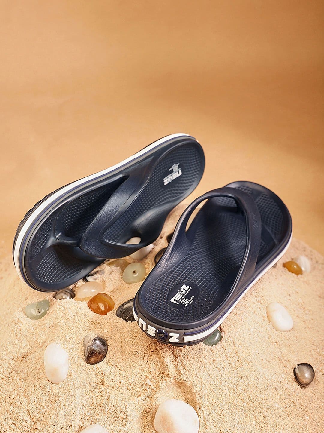 NEOZ Men Levirex Lightweight Arch Support Durable Anti-Skid & Comfortable Flip Flops - view 1