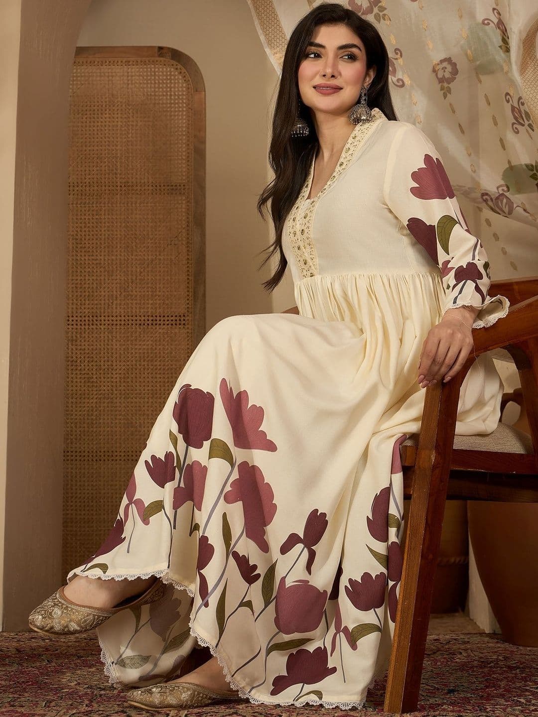 Sangria Women Floral Printed Empire Thread Work Kurta with Palazzos & With Dupatta - view 1