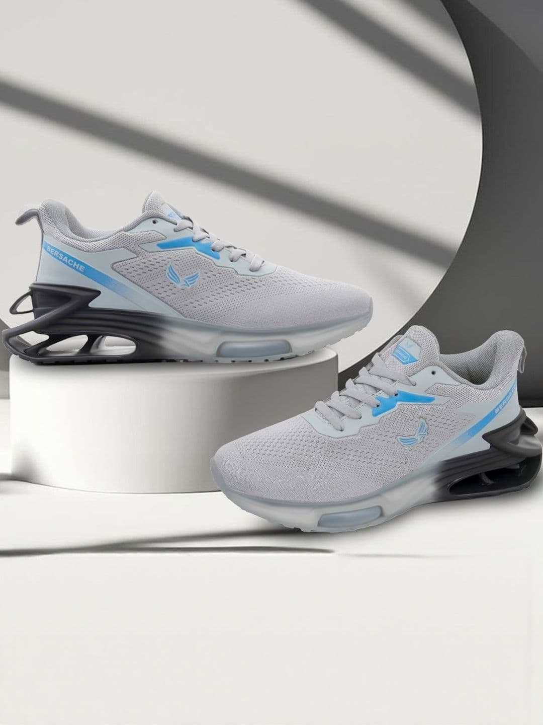BERSACHE Men Mesh Running Shoes - view 1