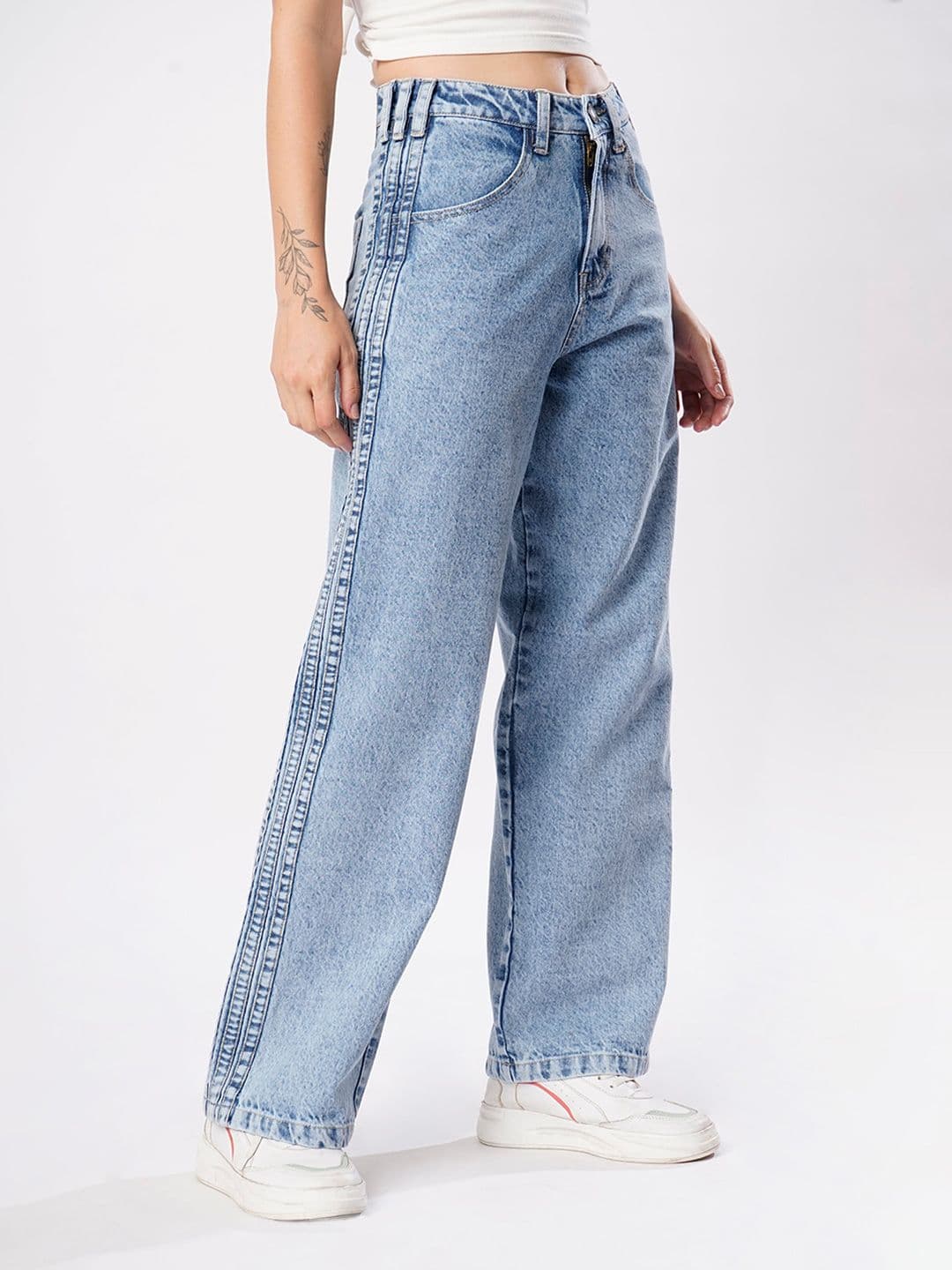 Bene Kleed Women Washed Blue Relaxed Fit High-Rise Heavy Fade Jeans - view 1
