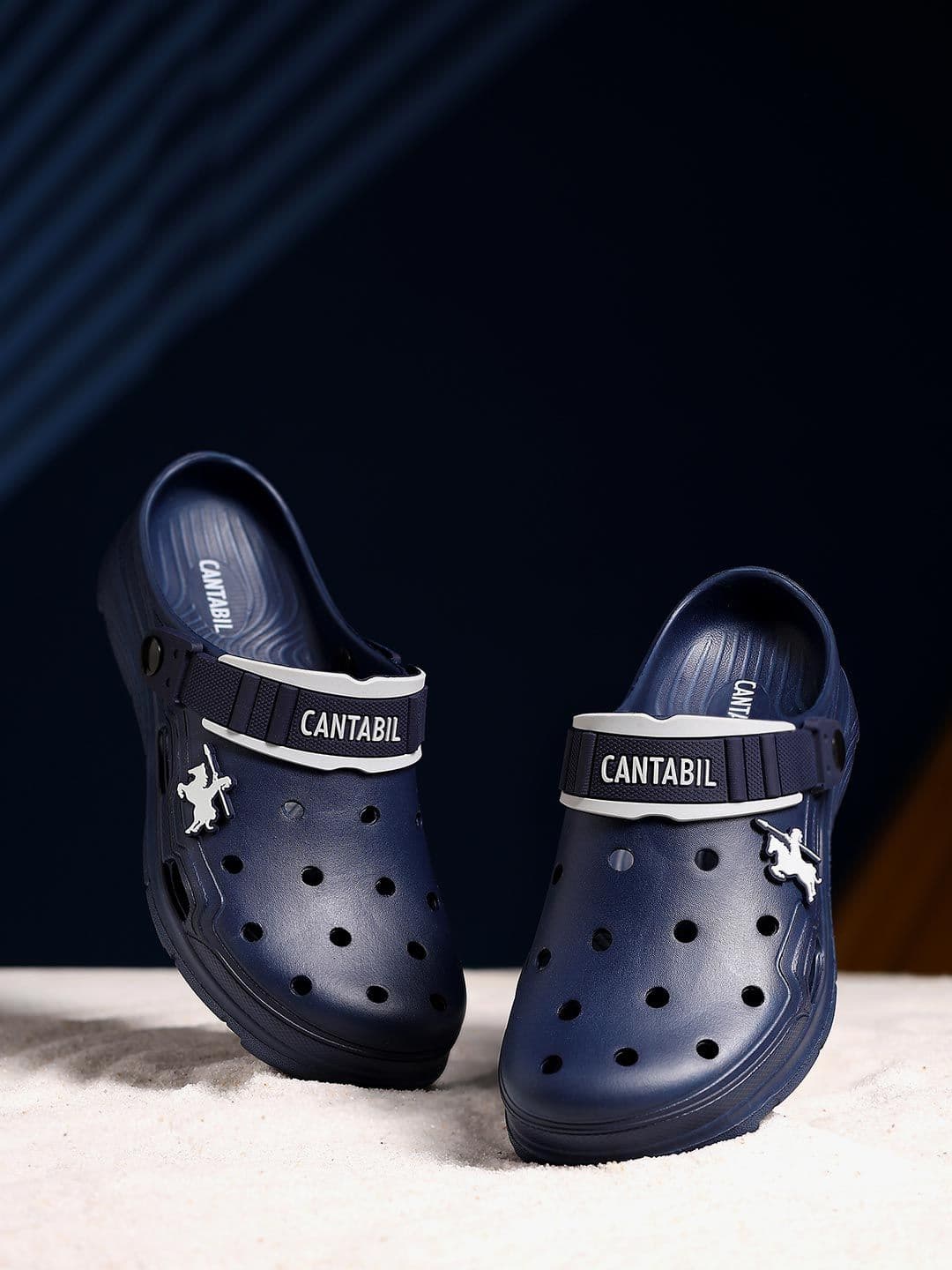 Cantabil Men Self Design Lightweight & Comfortable with Cushioned Insole Casual Clogs - view 1