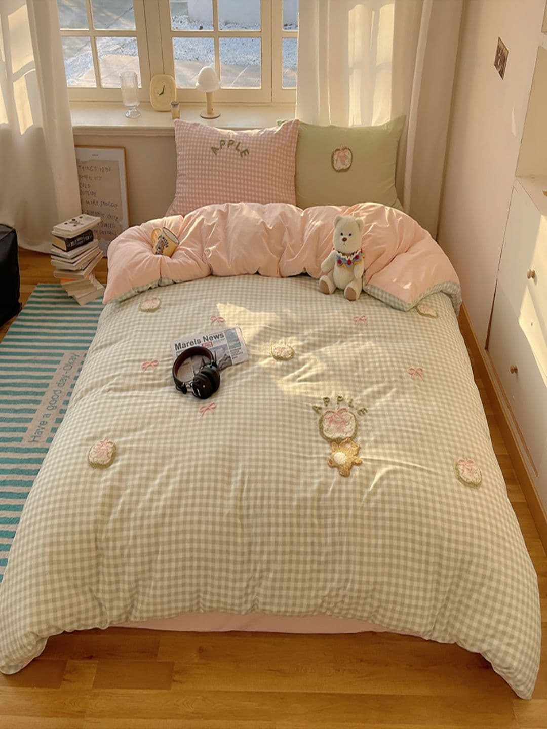 JC HOME Pink & Beige Checked 4 Piece Double Queen Regular Bedding Set - view 1