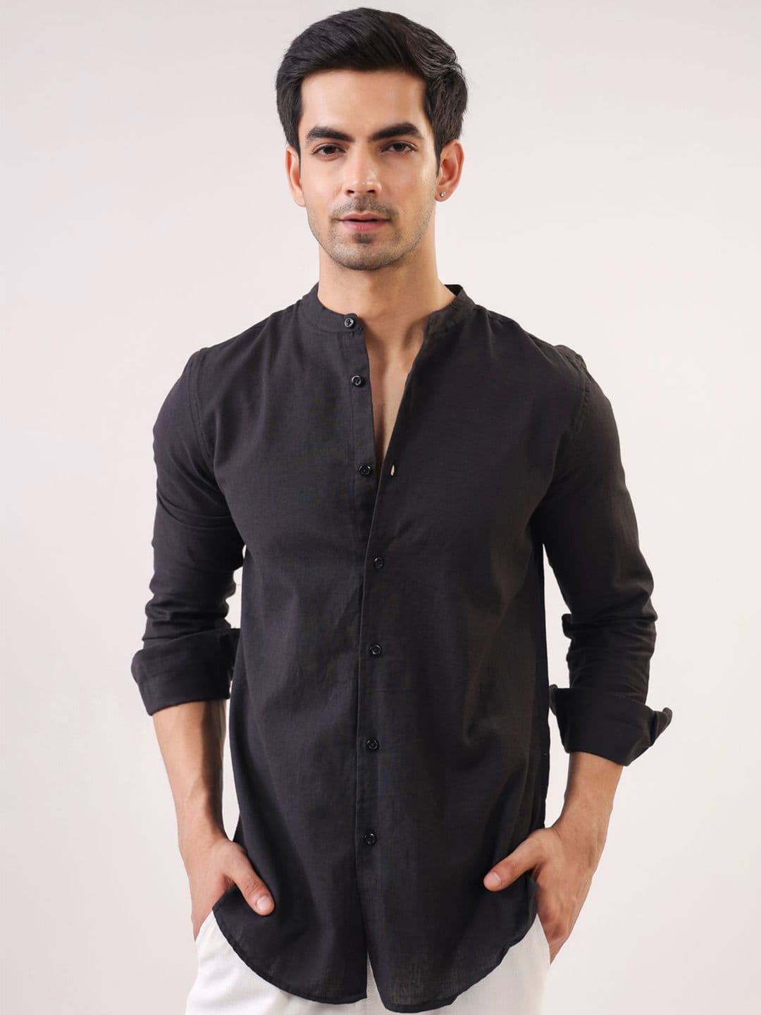 TRULOOM Men Relaxed Fit Solid Mandarin Collar Cotton Casual Shirt - view 1